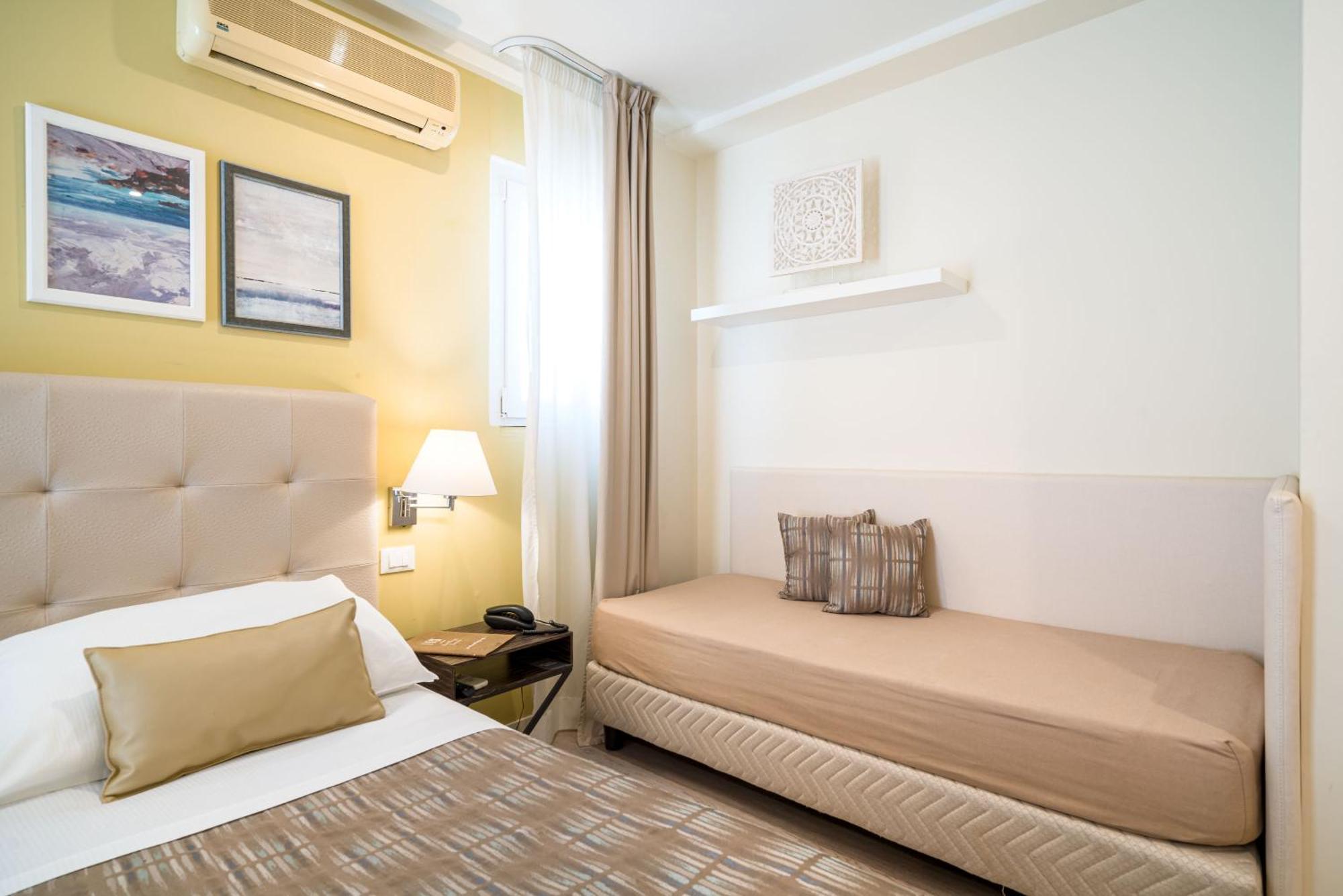 Quadruple Room Balcony Side Sea View