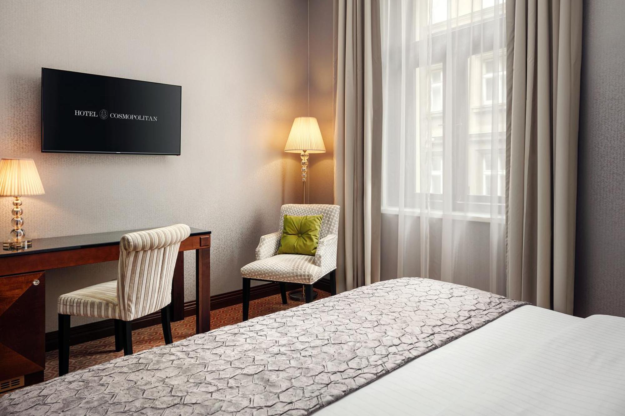 Deluxe Double or Twin Room