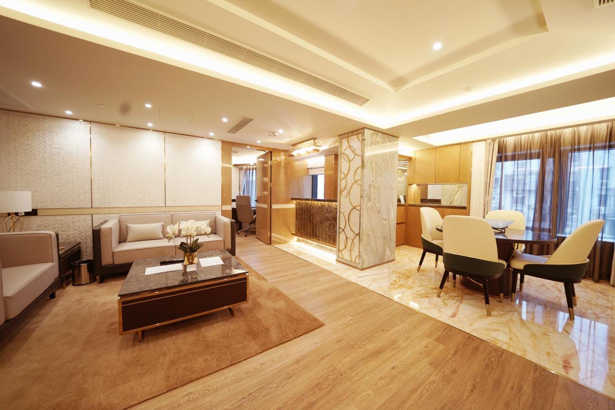 Golden Suite Double Room
