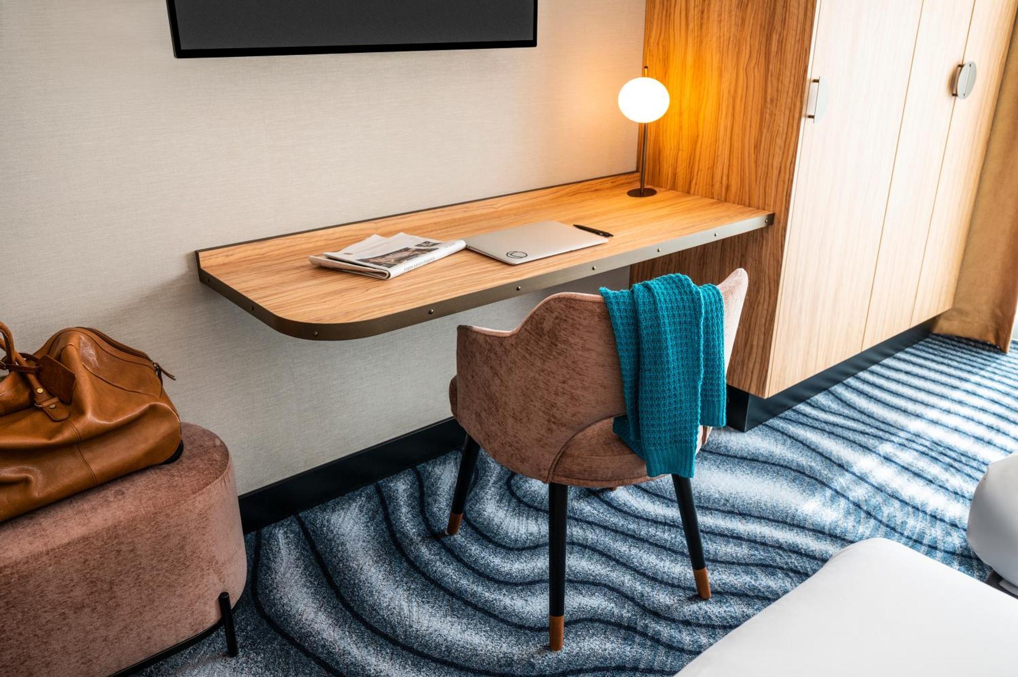 Quarto Twin Standard