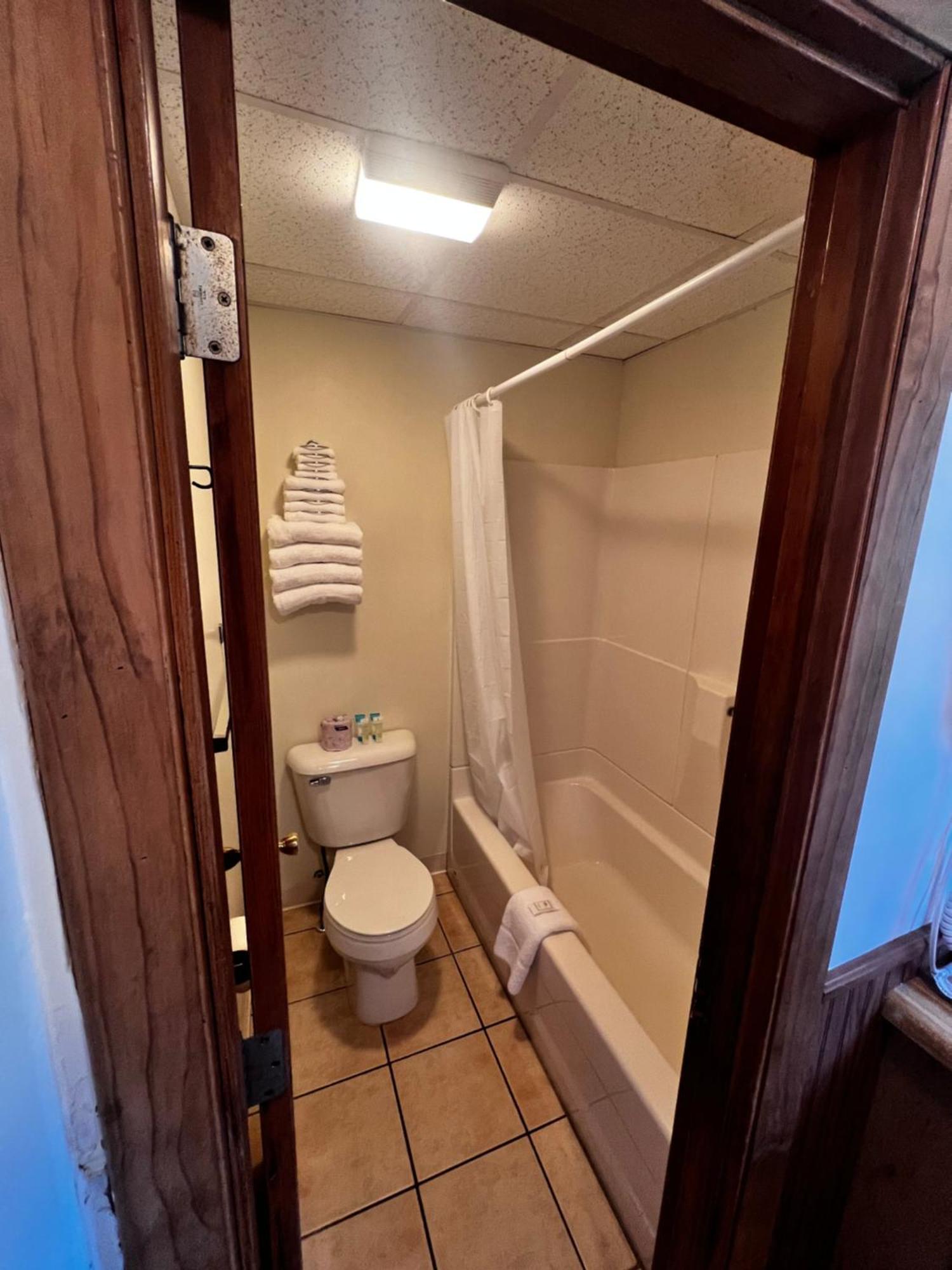 Deluxe Suite mit Whirlpool-Badewanne