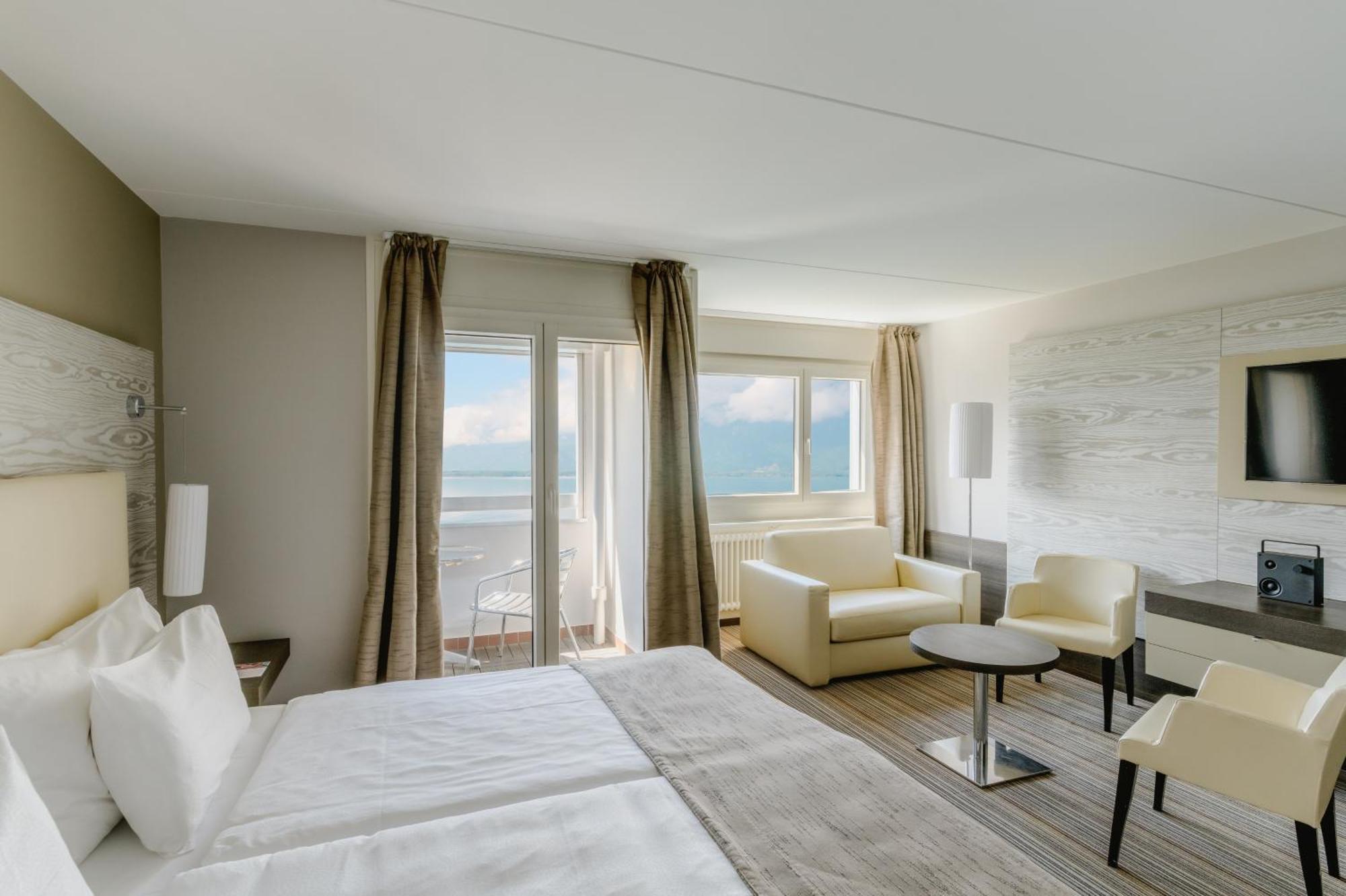 Classy Junior Suite — Seeblick und Balkon