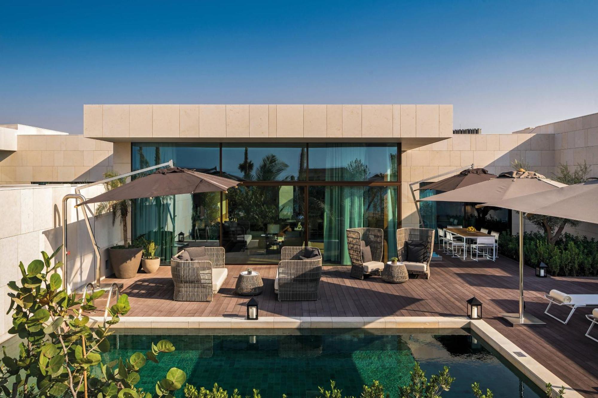 Villa met 1 Slaapkamer en Zwembad - Uitzicht op het Strand