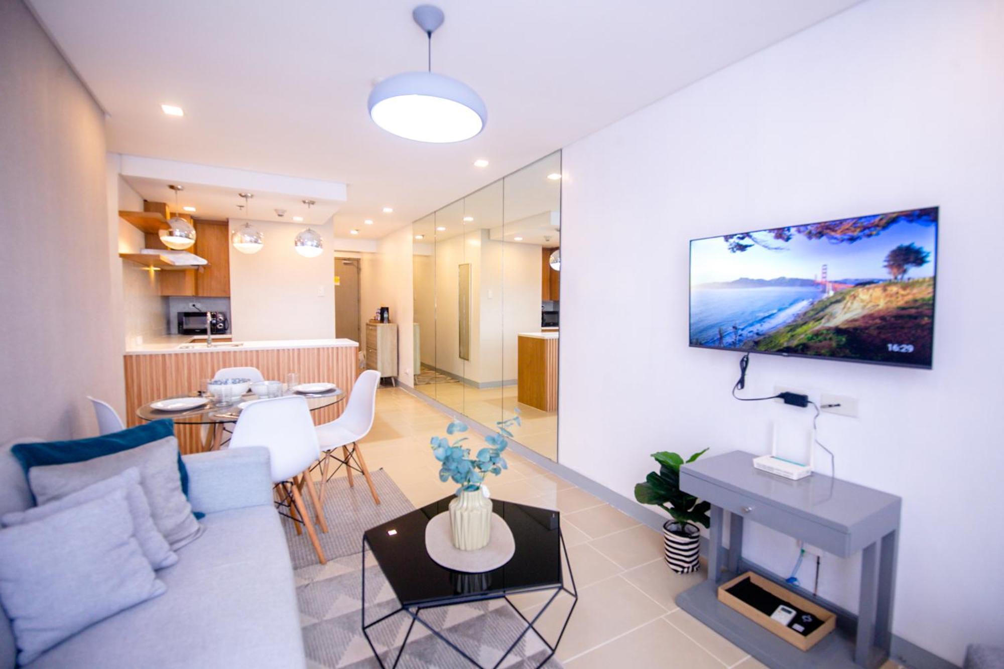 Two-Bedroom Apartment City View