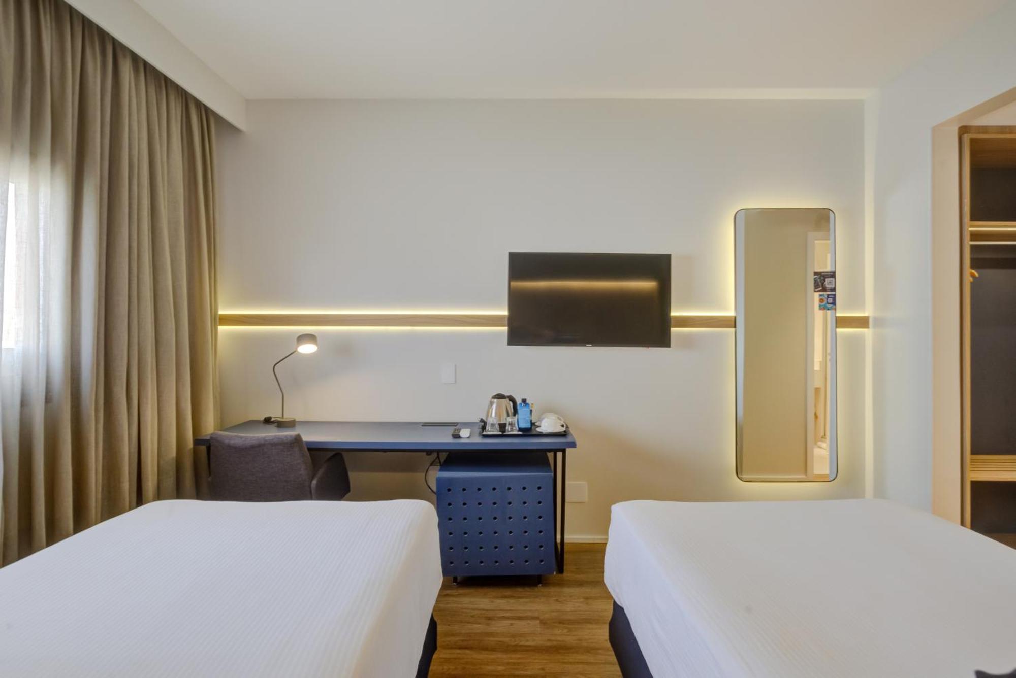 Twin Room Non-Smoking