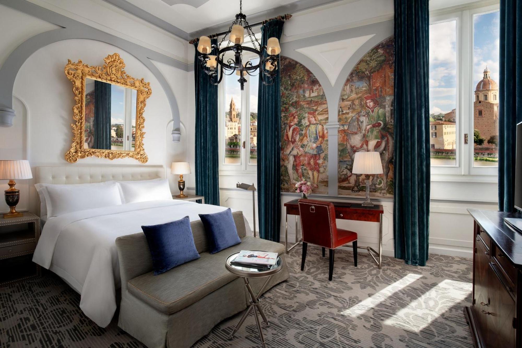 Arno River Deluxe Guest room One King