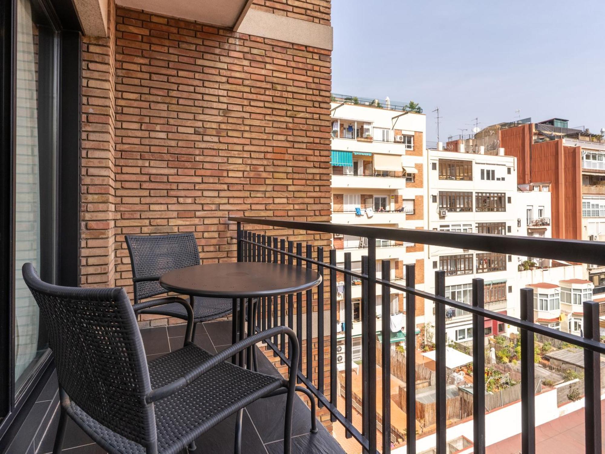 Double or Twin Room Balcony