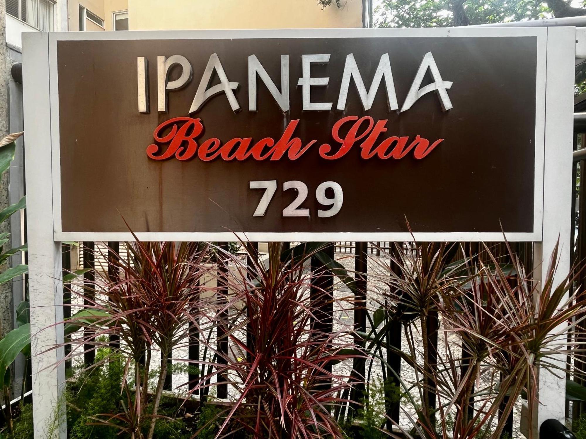 Apartamento com Varanda