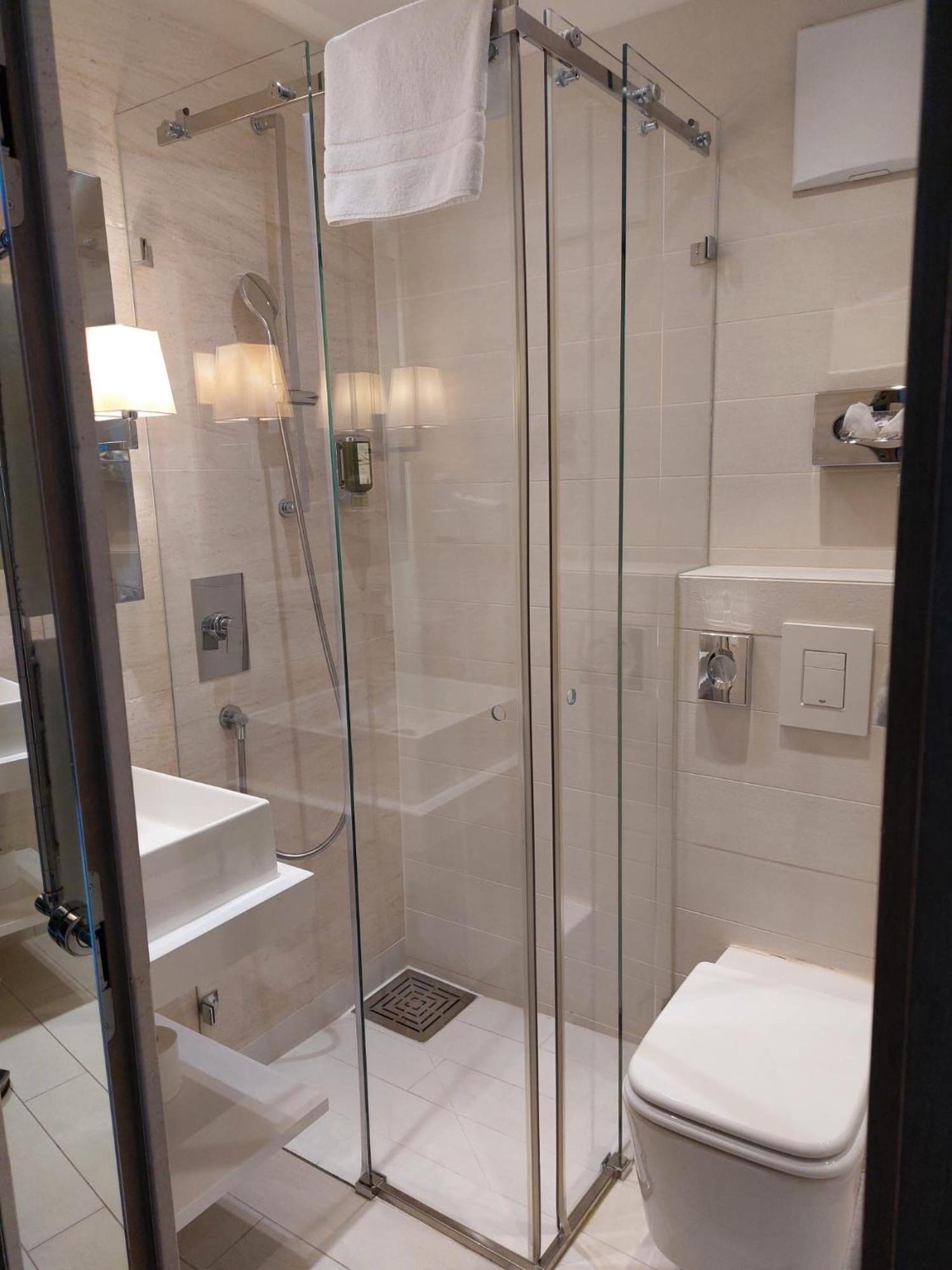 Single Room,1628652685:JPEG