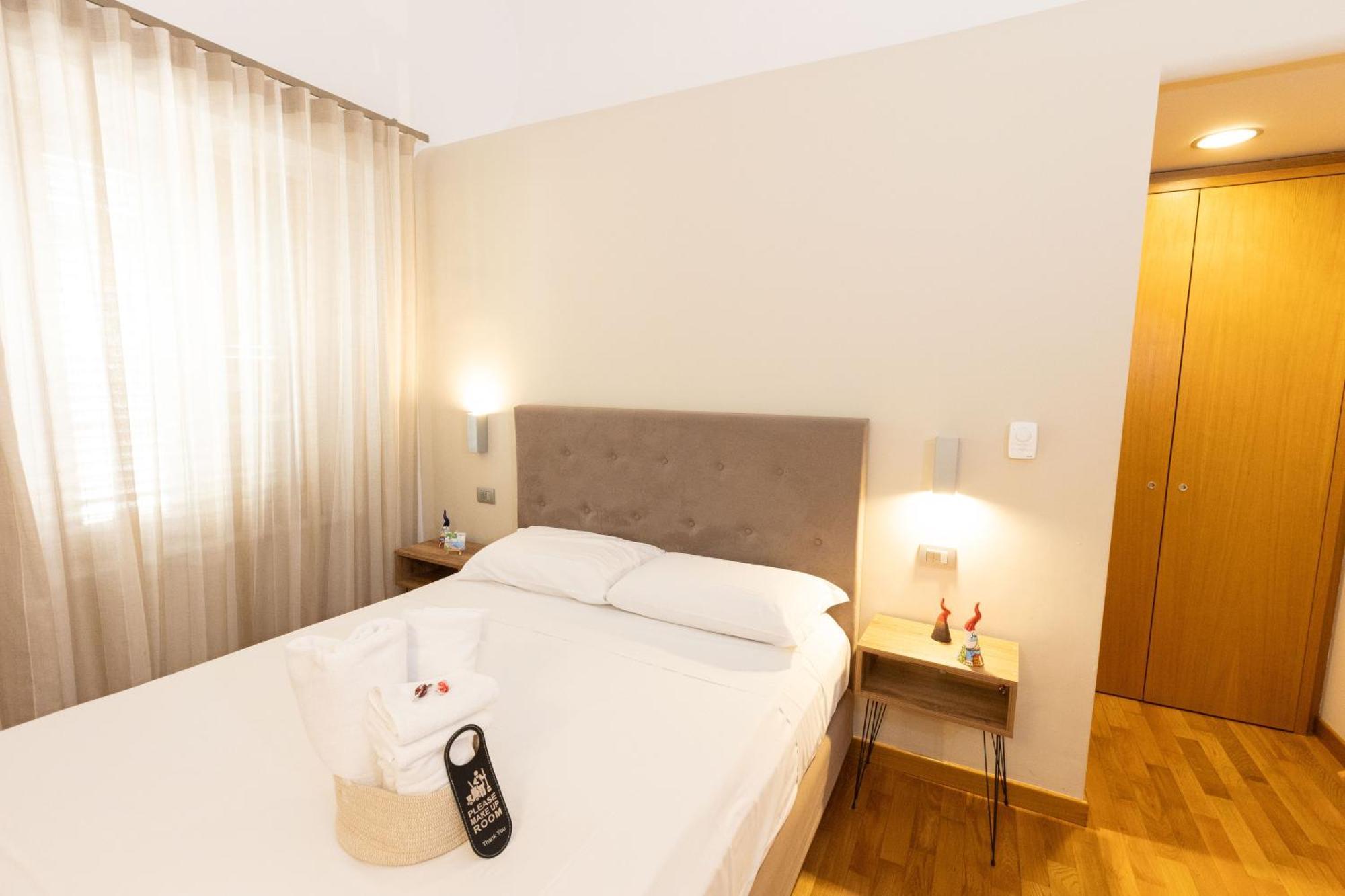 Deluxe Room,1620274499:JPEG
