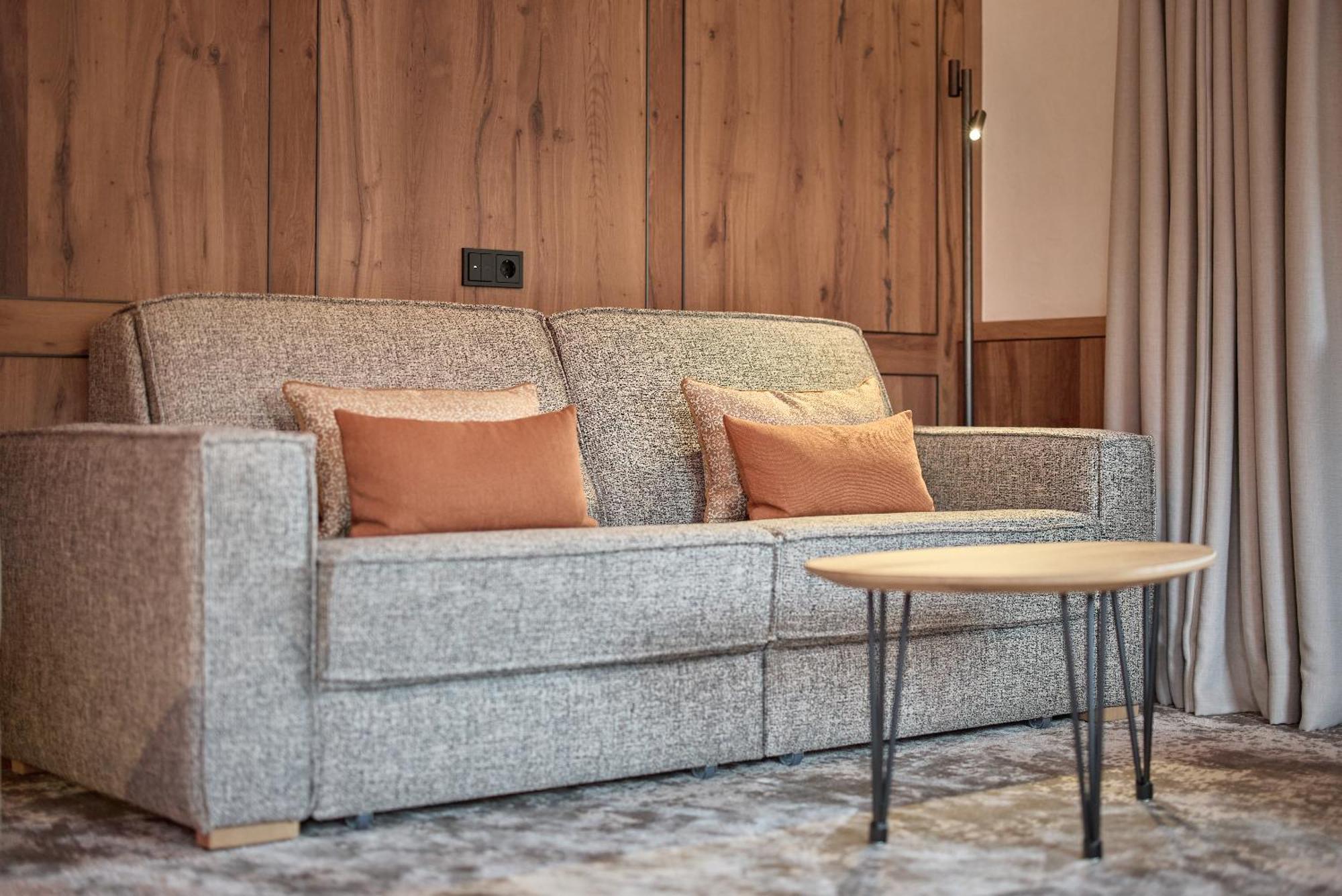 Corner Suite