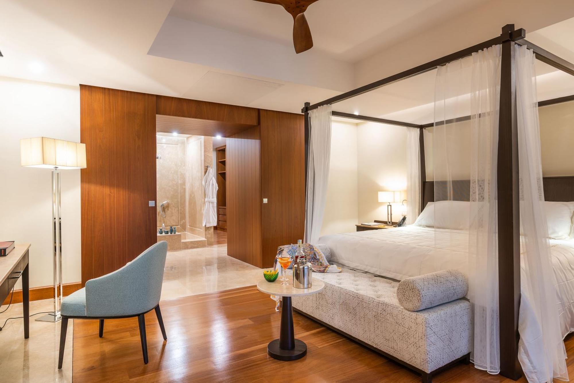 Superior Suite