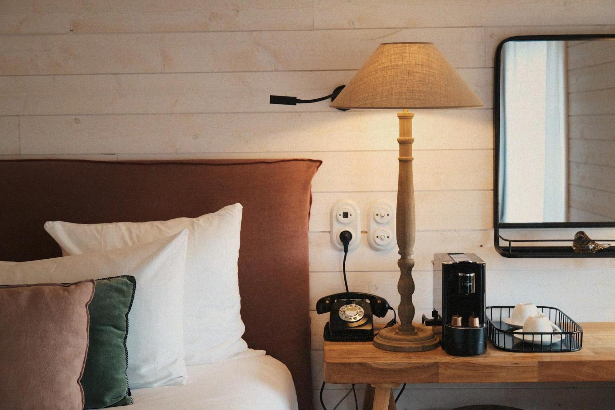 Deluxe Double Room,1624359840:JPEG