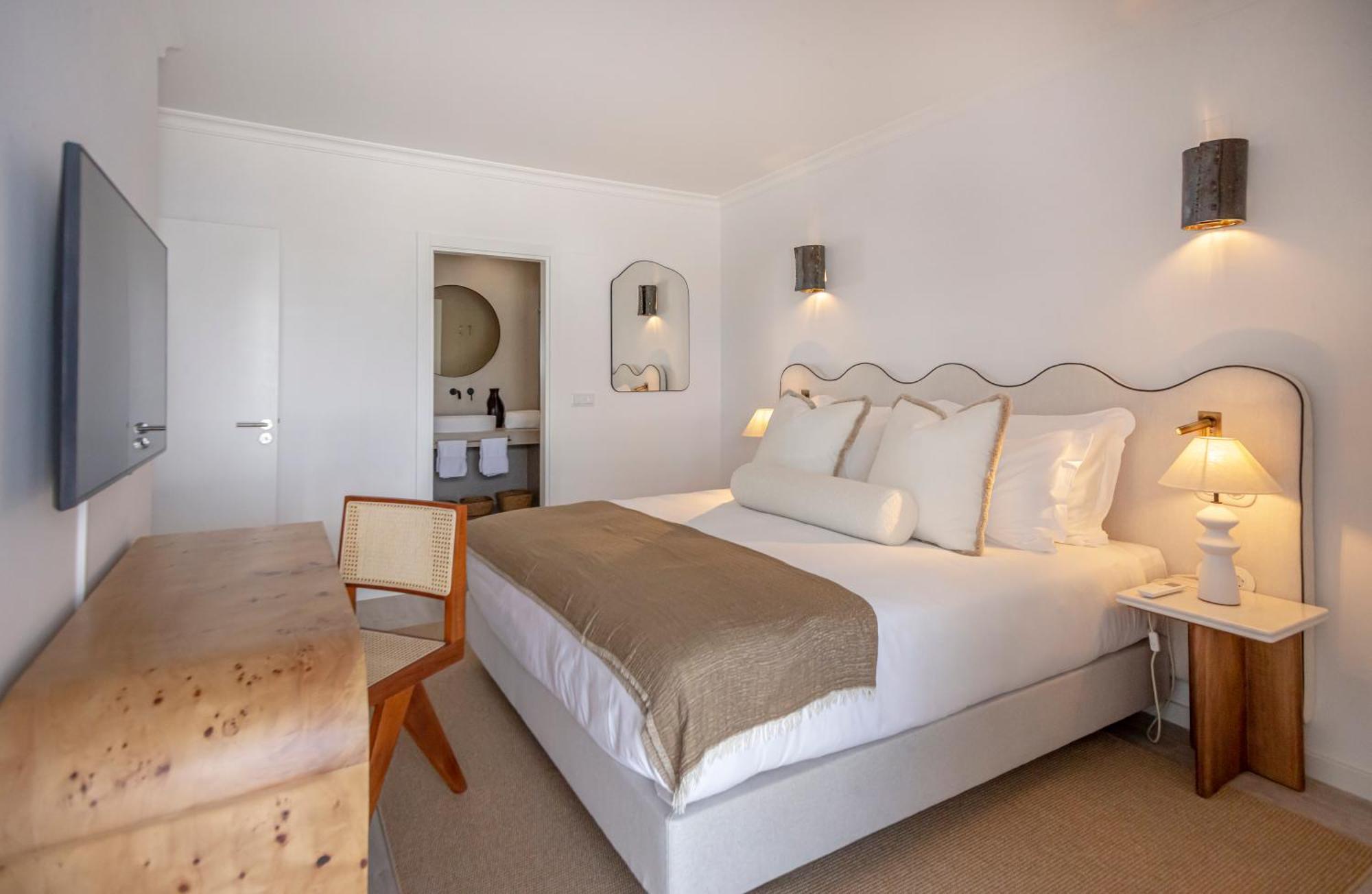 Two-Bedroom Apartment Terrace,1630796770:JPEG