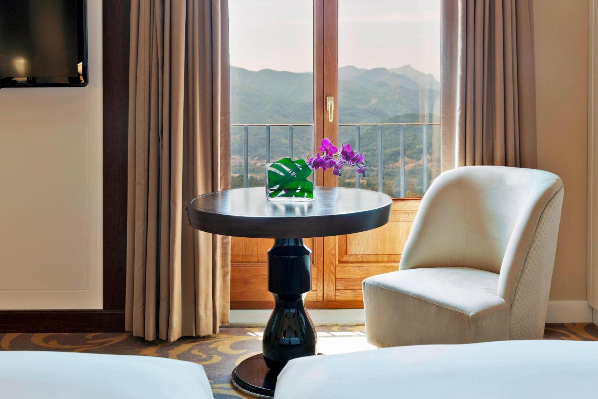 Deluxe Twin Room View