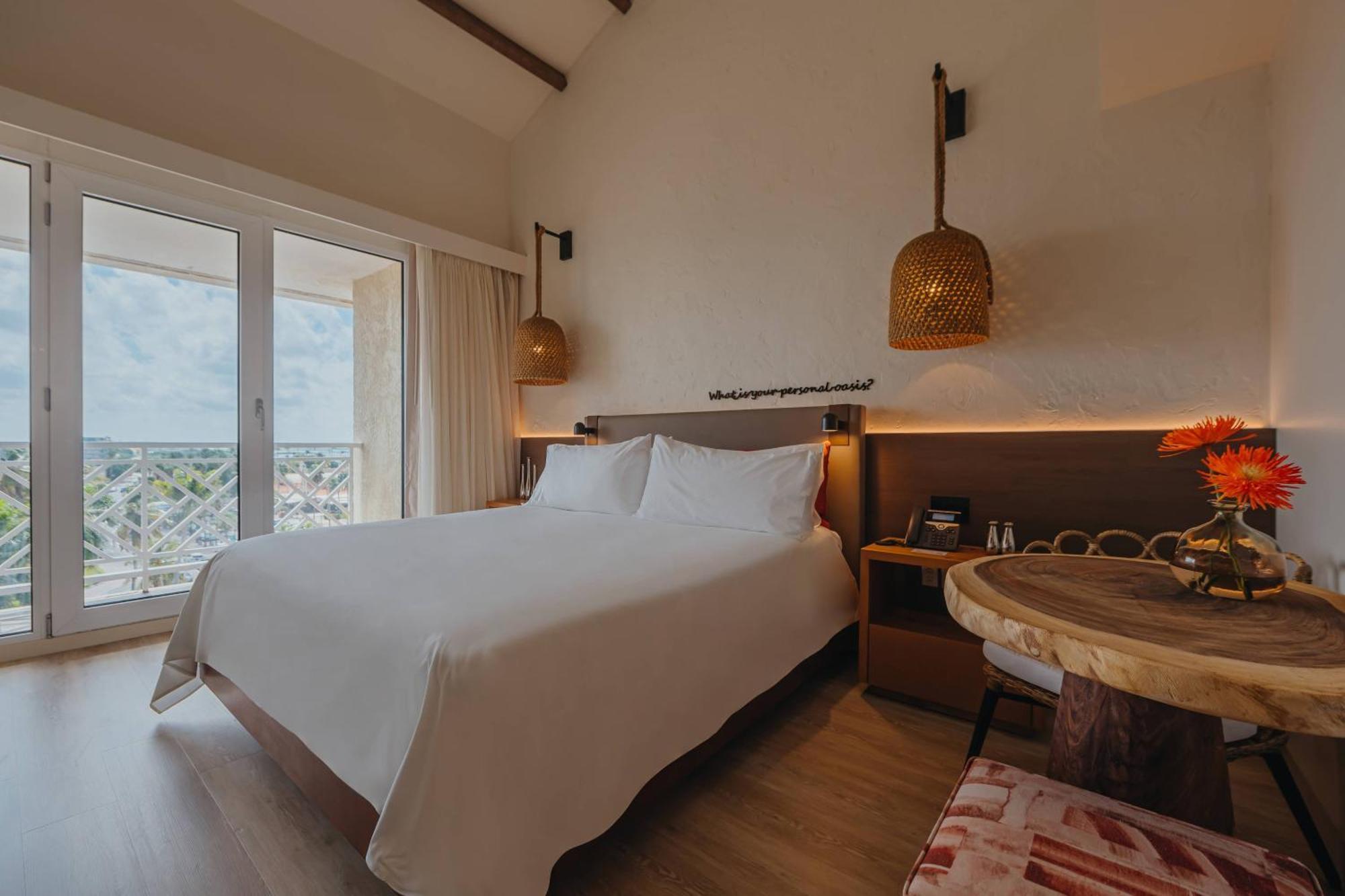 Island room a King bed Adults Only