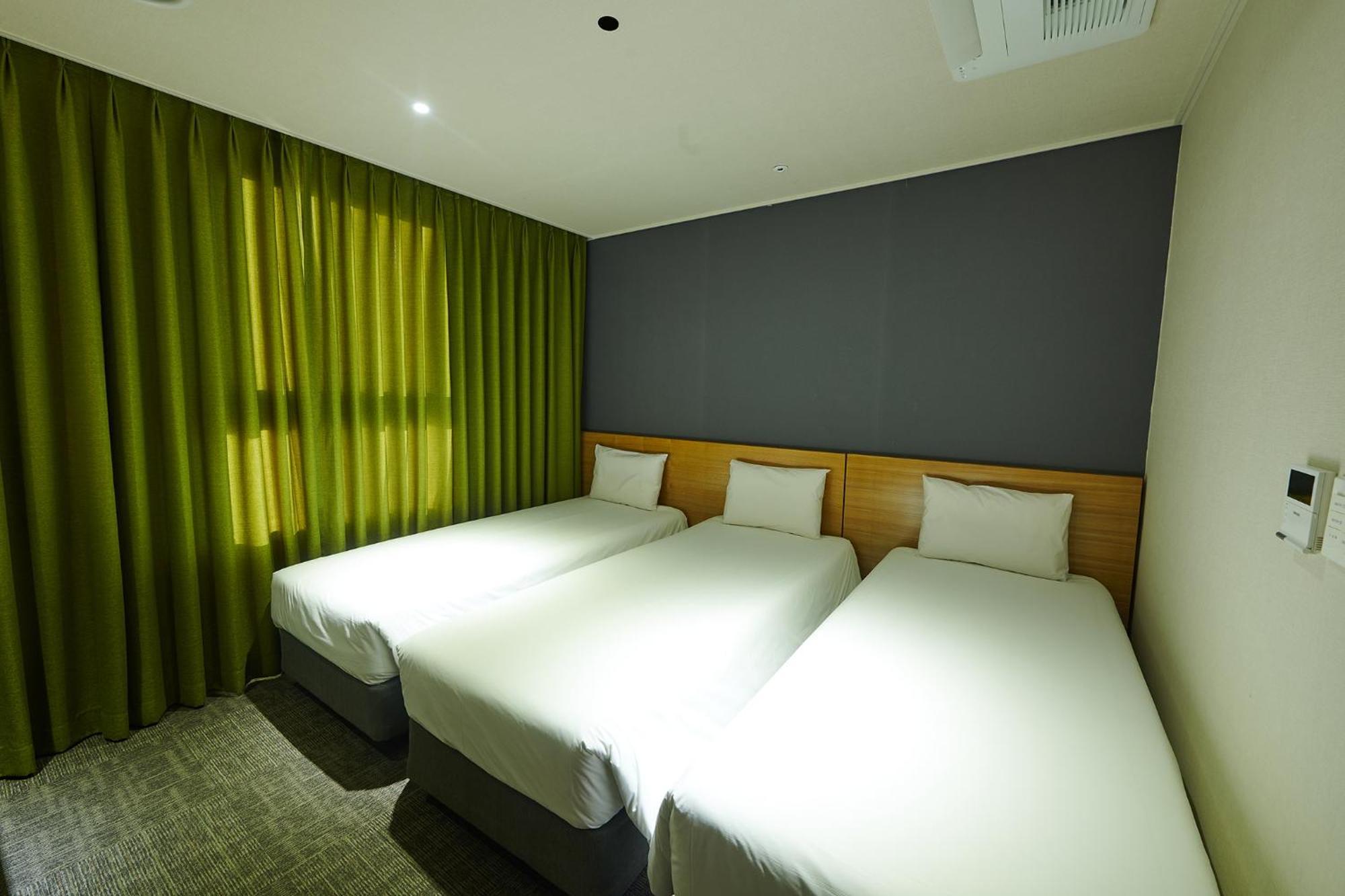 Standard Triple Room,1634449562:JPEG
