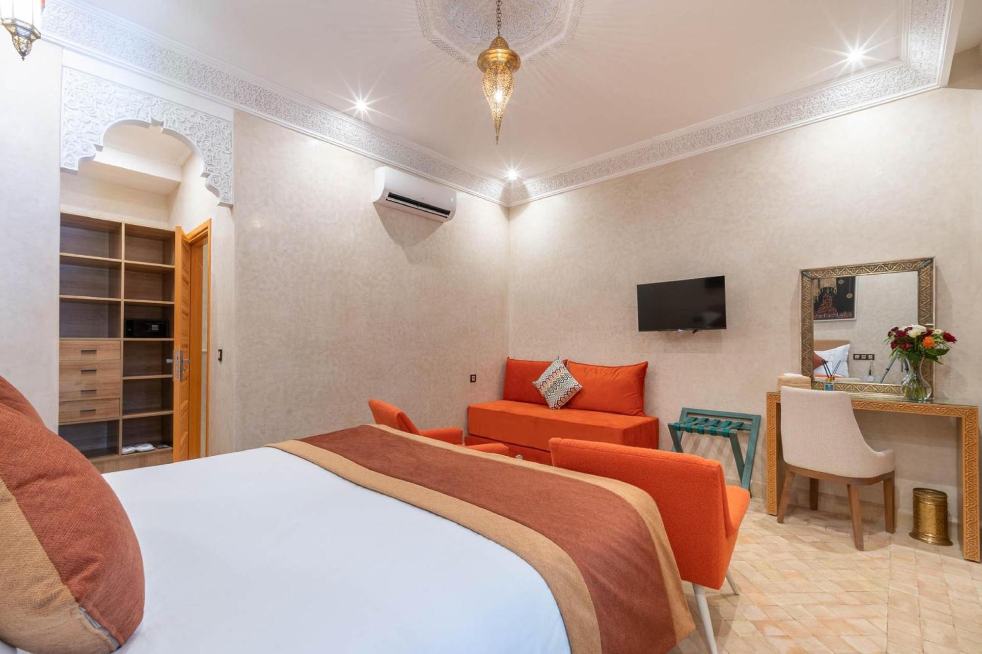 Deluxe Double or Twin Room