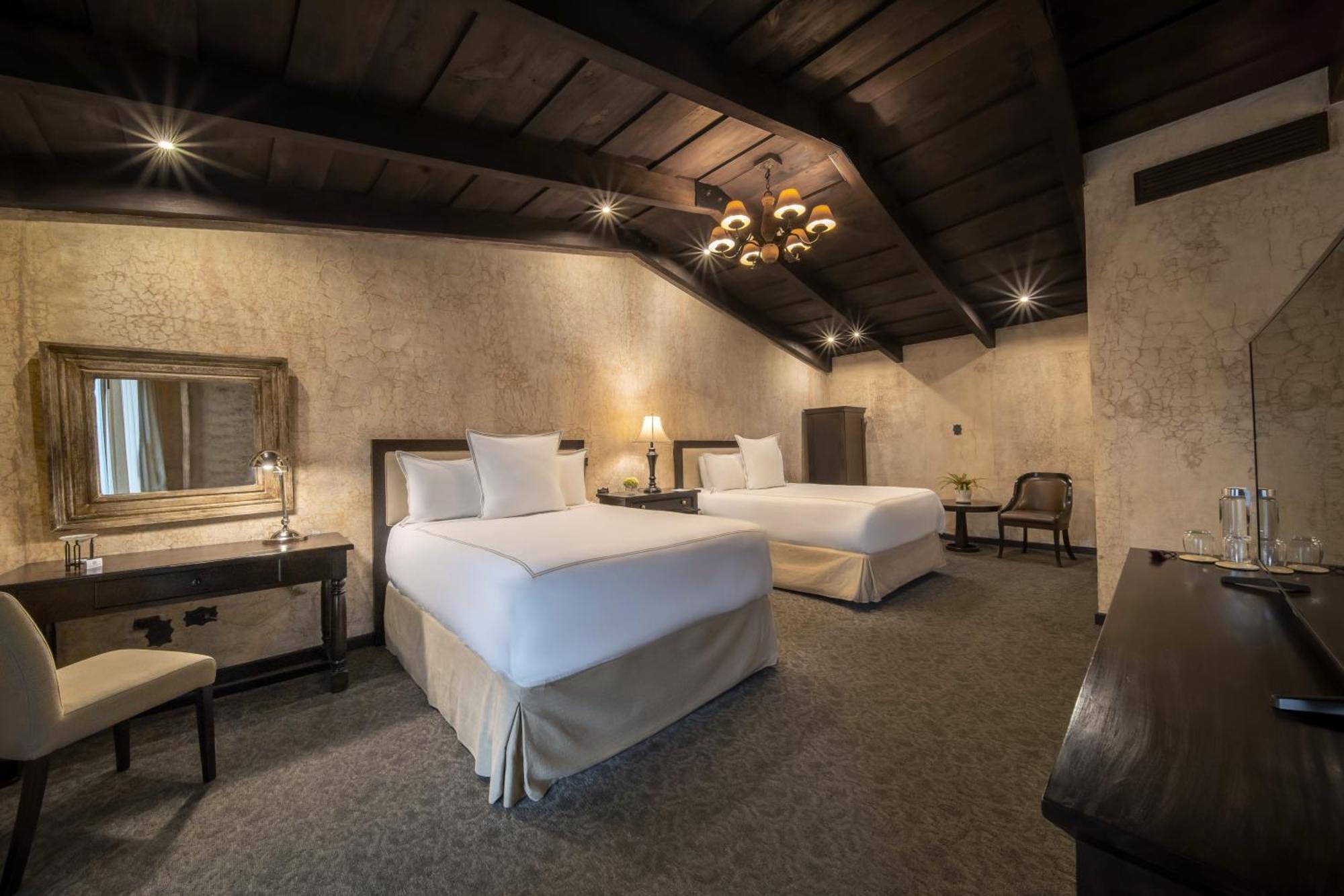 Double Room with Balcony,1641737407:JPEG