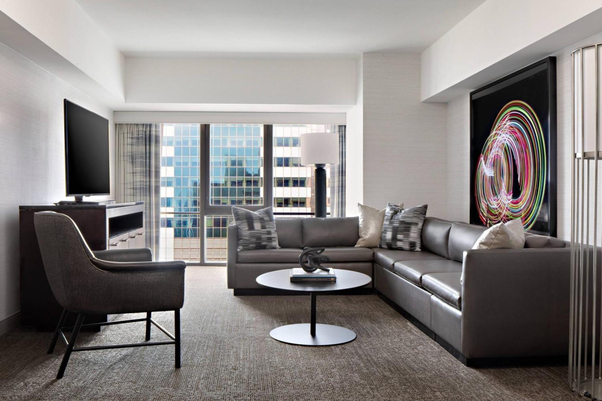 One-Bedroom Deluxe Suite with Two Double Beds and Sofa Bed - Club Lounge Access,1643145898:JPEG