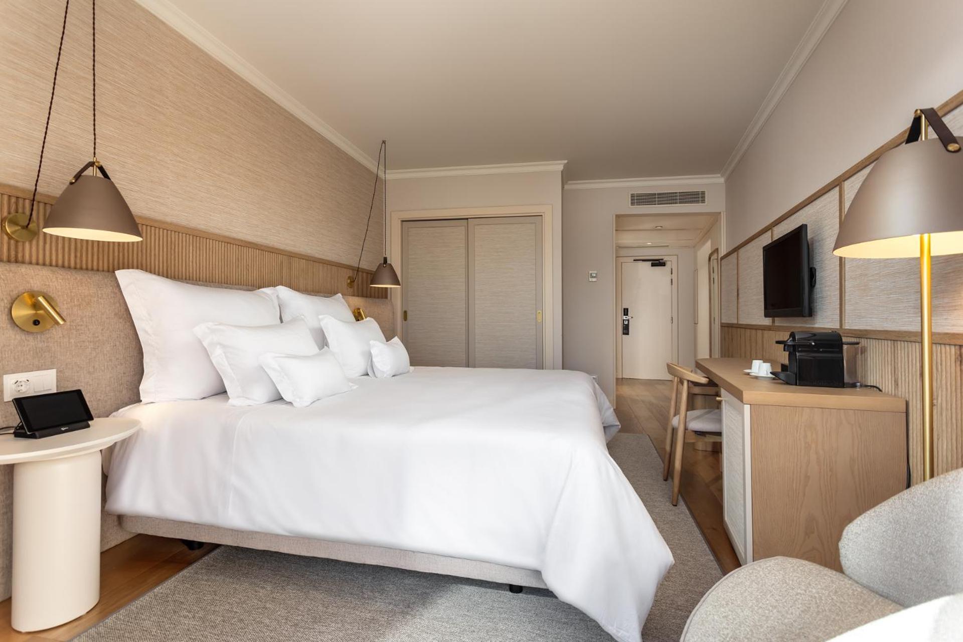 Double or Twin Room Resort View,1644403311:JPEG