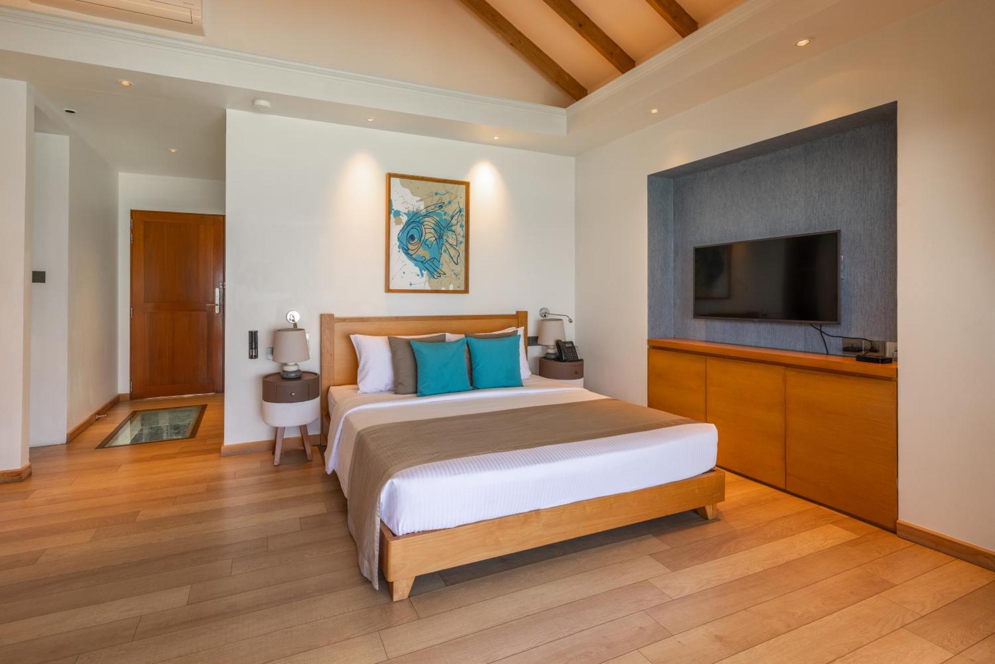 Water Bungalow speedboat transfers 1 up to 2 guests stays valid to 31 Oct 2027 Spa & F&B