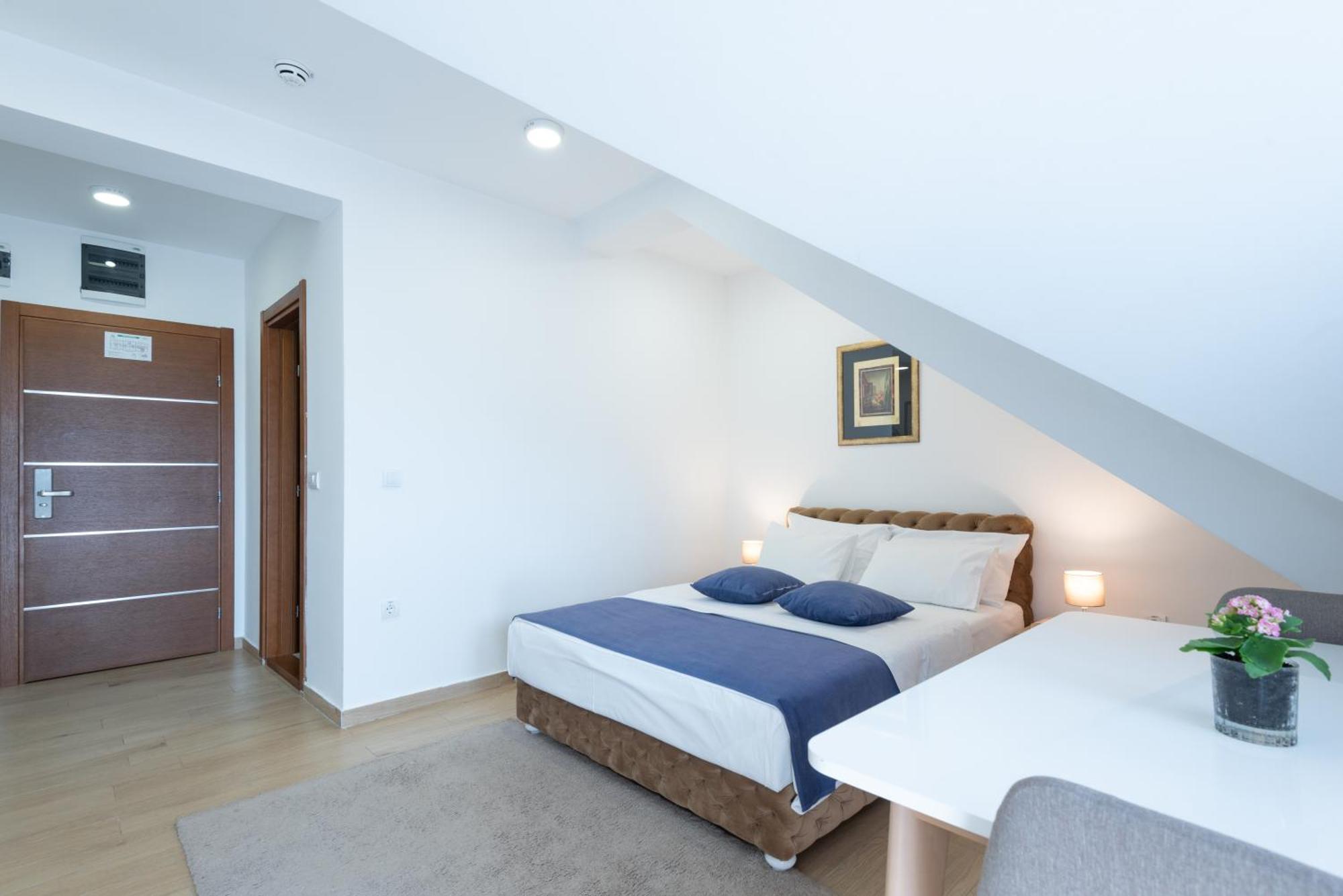 Single Room with Balcony