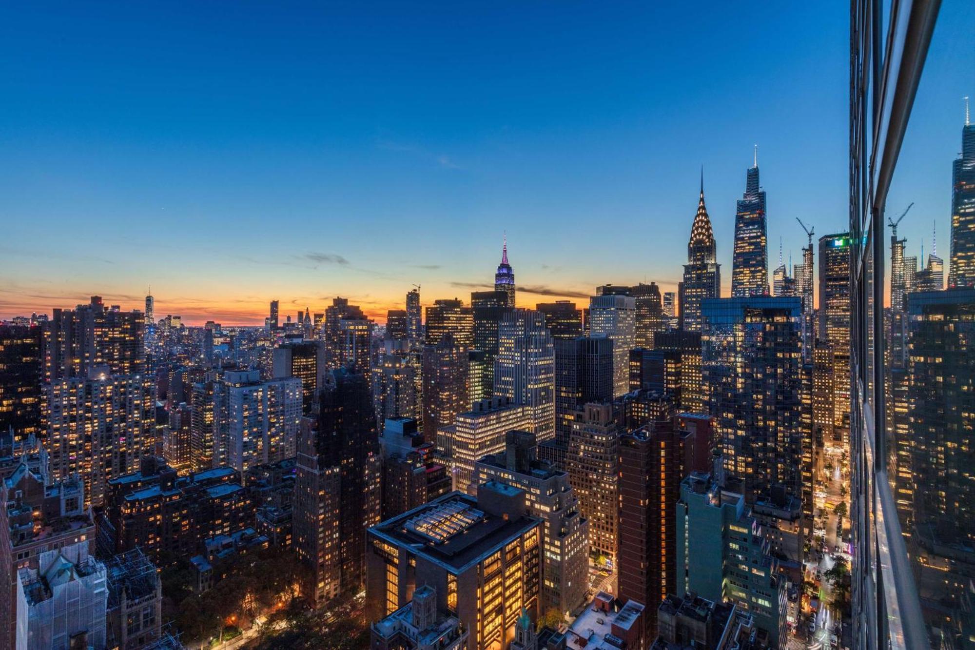 Queen Room City View