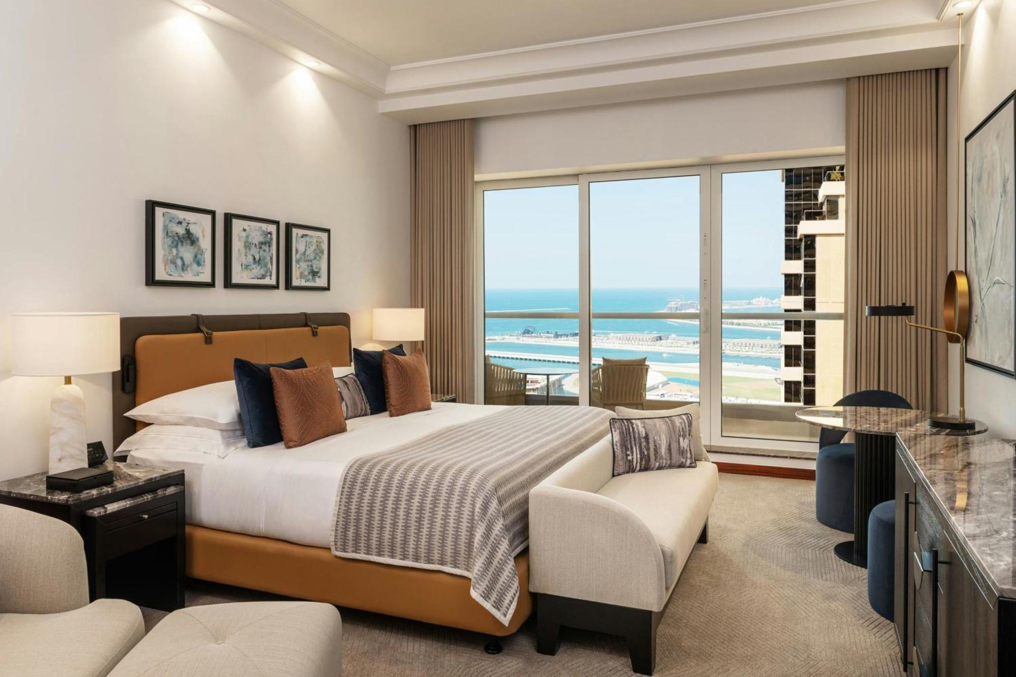 Deluxe Kamer met 1 Kingsize Bed - Gratis Toegang tot Strand en Zwembad van het Resort