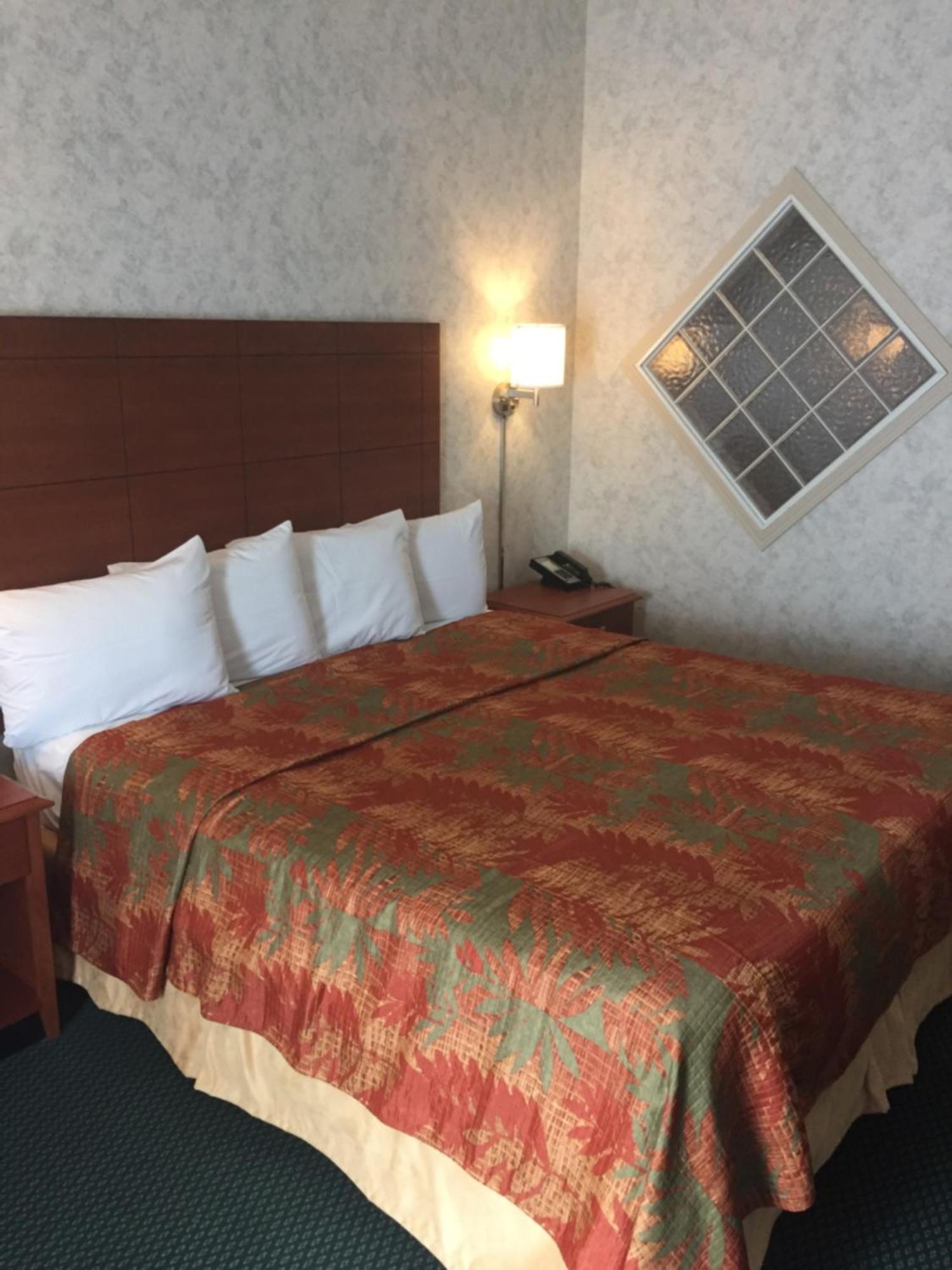 Luxury King Room