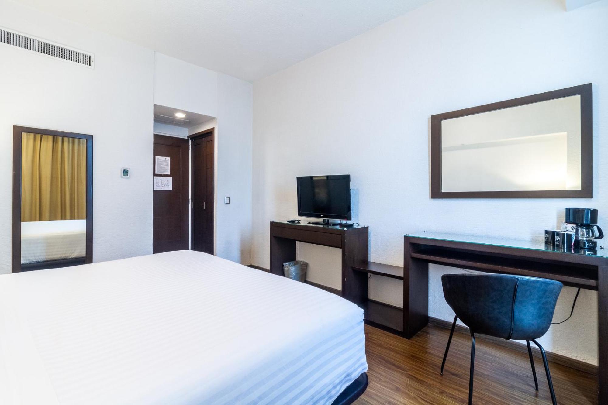 Superior Room King Size bed