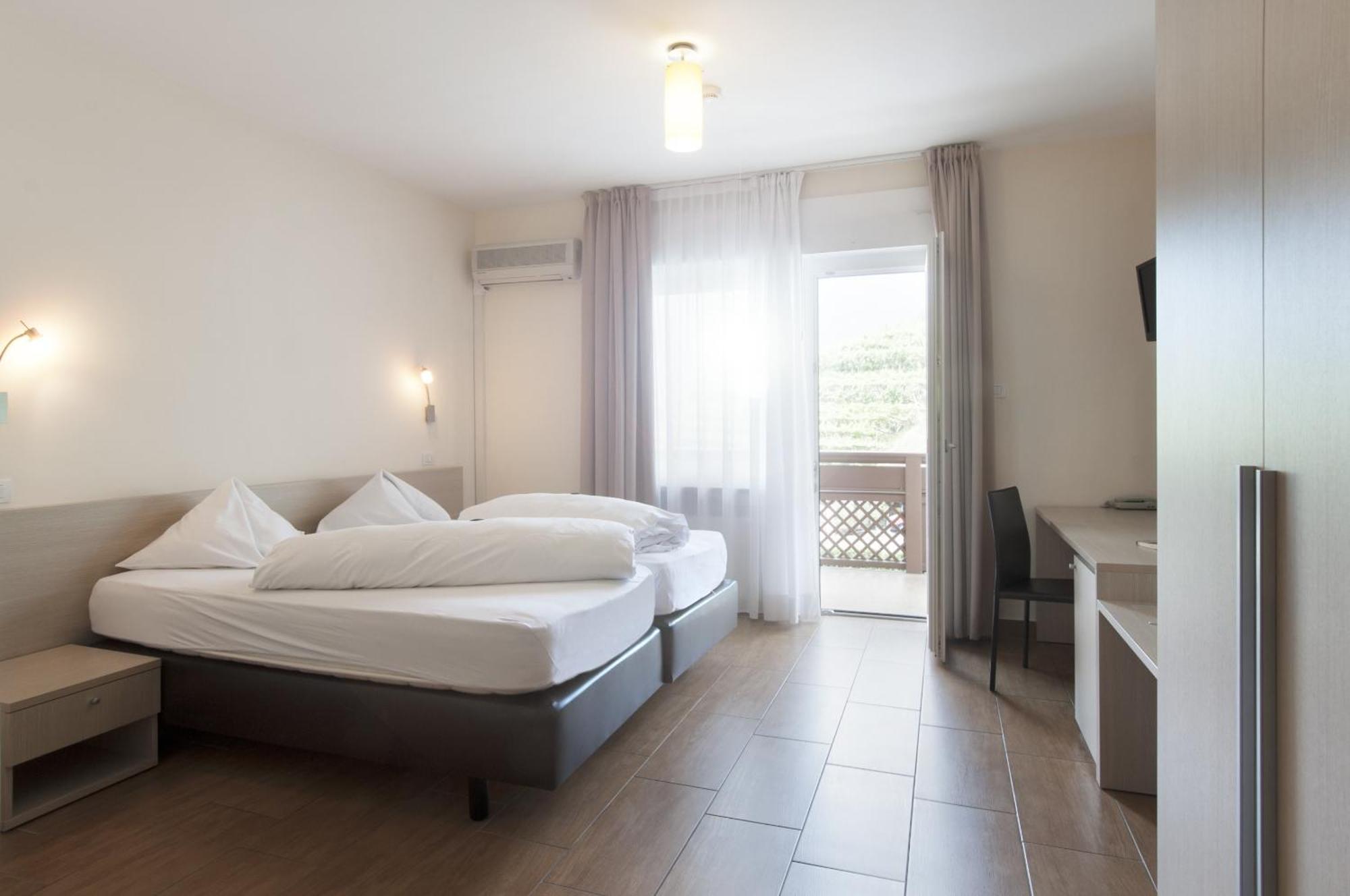 Standard Double or Twin Room Balcony