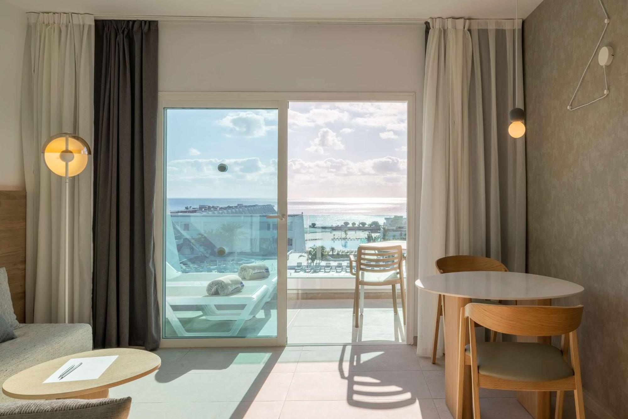 Junior Suite - Sea View,1666028312:JPEG