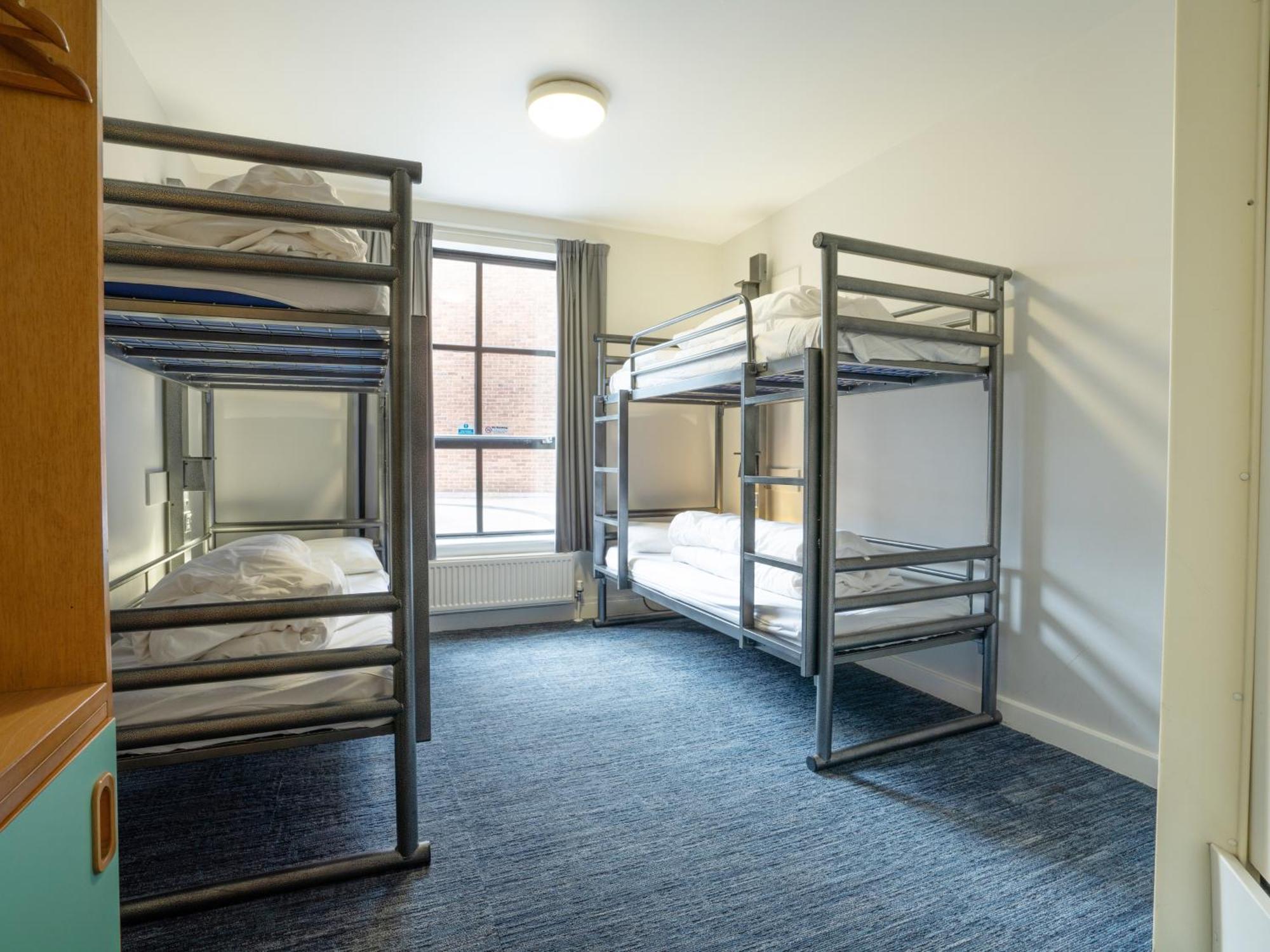 Bed 4-Bed Female Dormitory Room