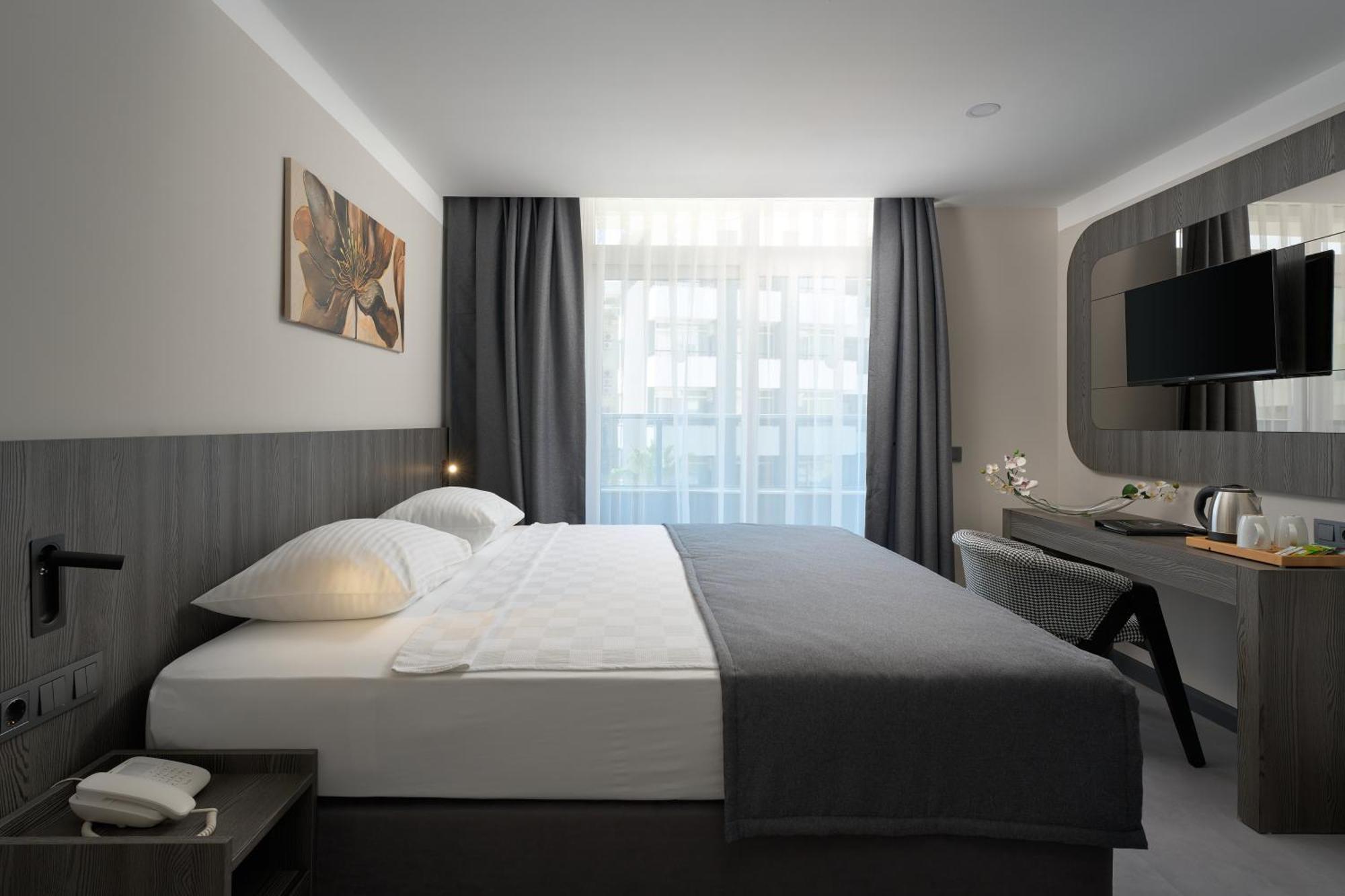 Quarto Deluxe com Cama de Casal ou 2 de Solteiro
