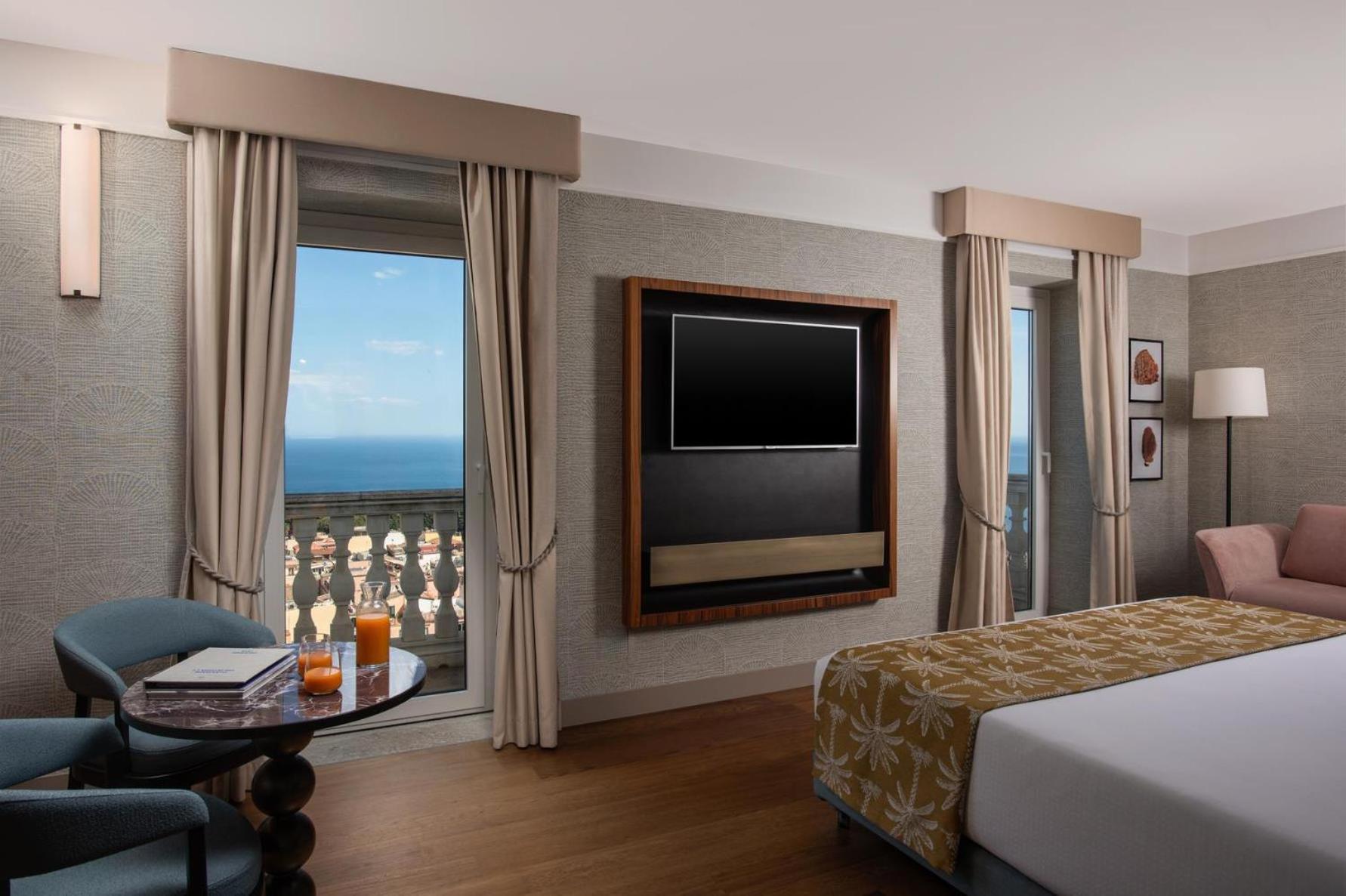 Premium Doppel- oder Zweibettzimmer mit Aussicht und Zustellbett