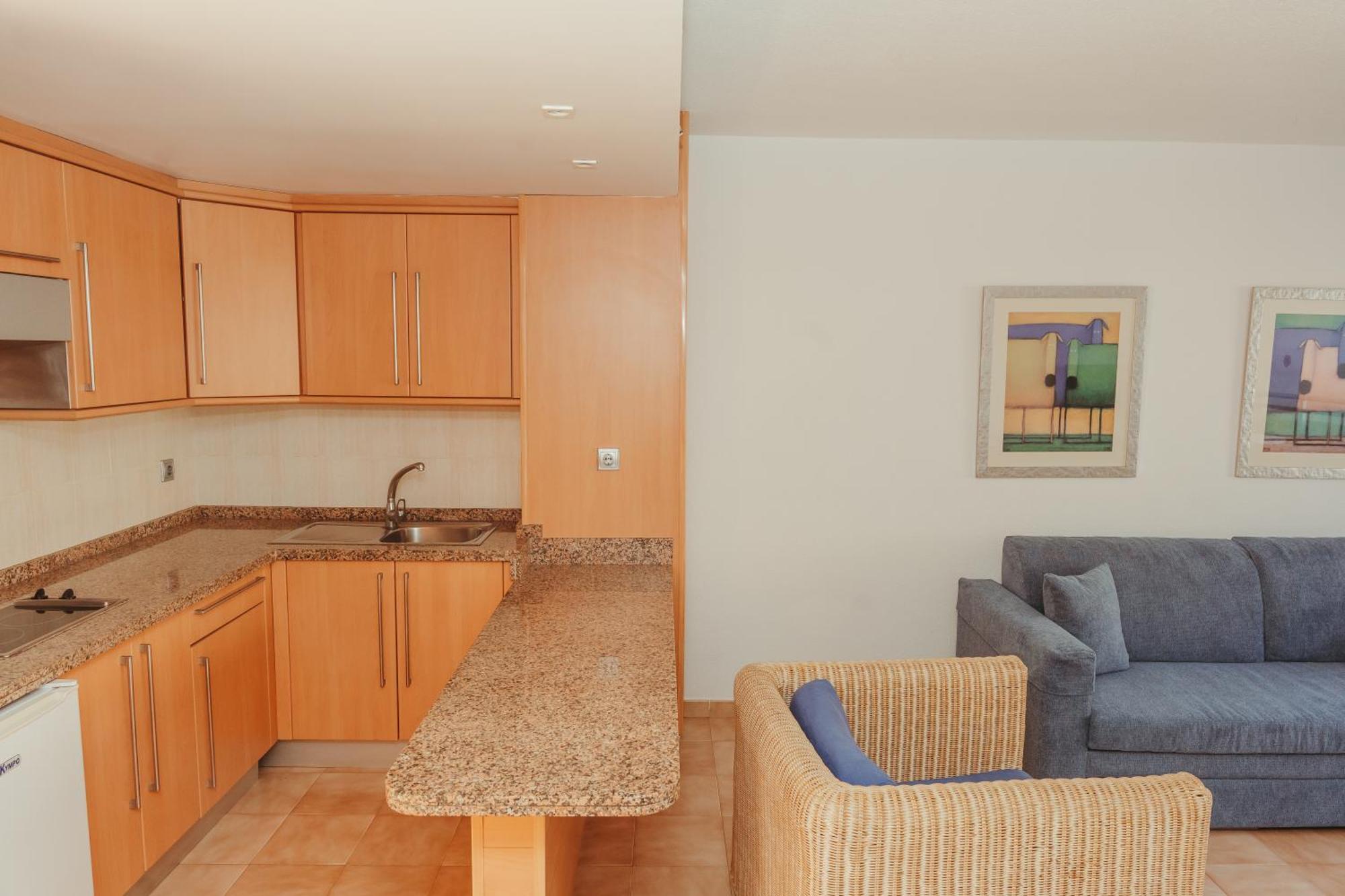 Family Sea View Room with Terrace & Aquapark