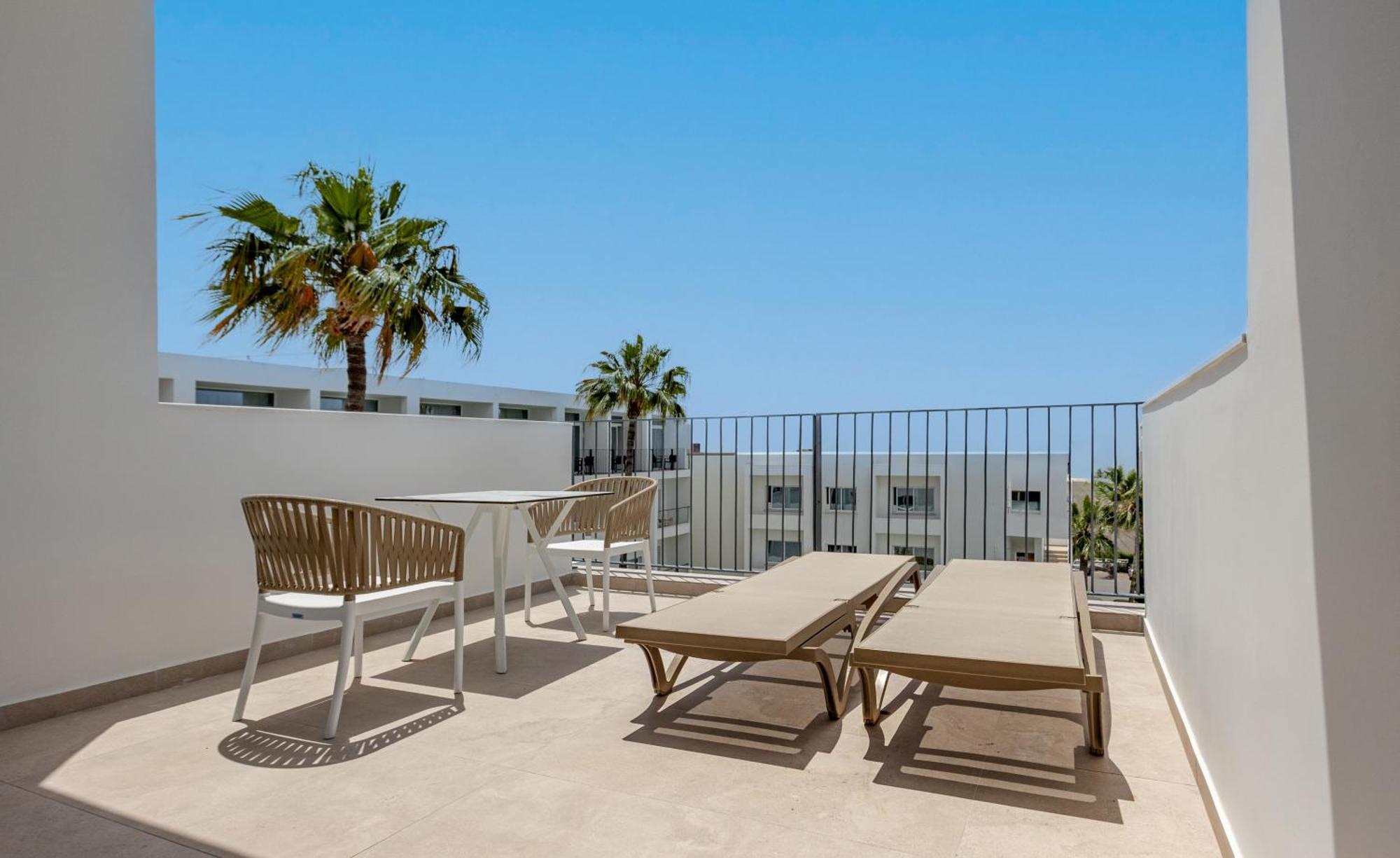 Camera Premium con Vista Piscina