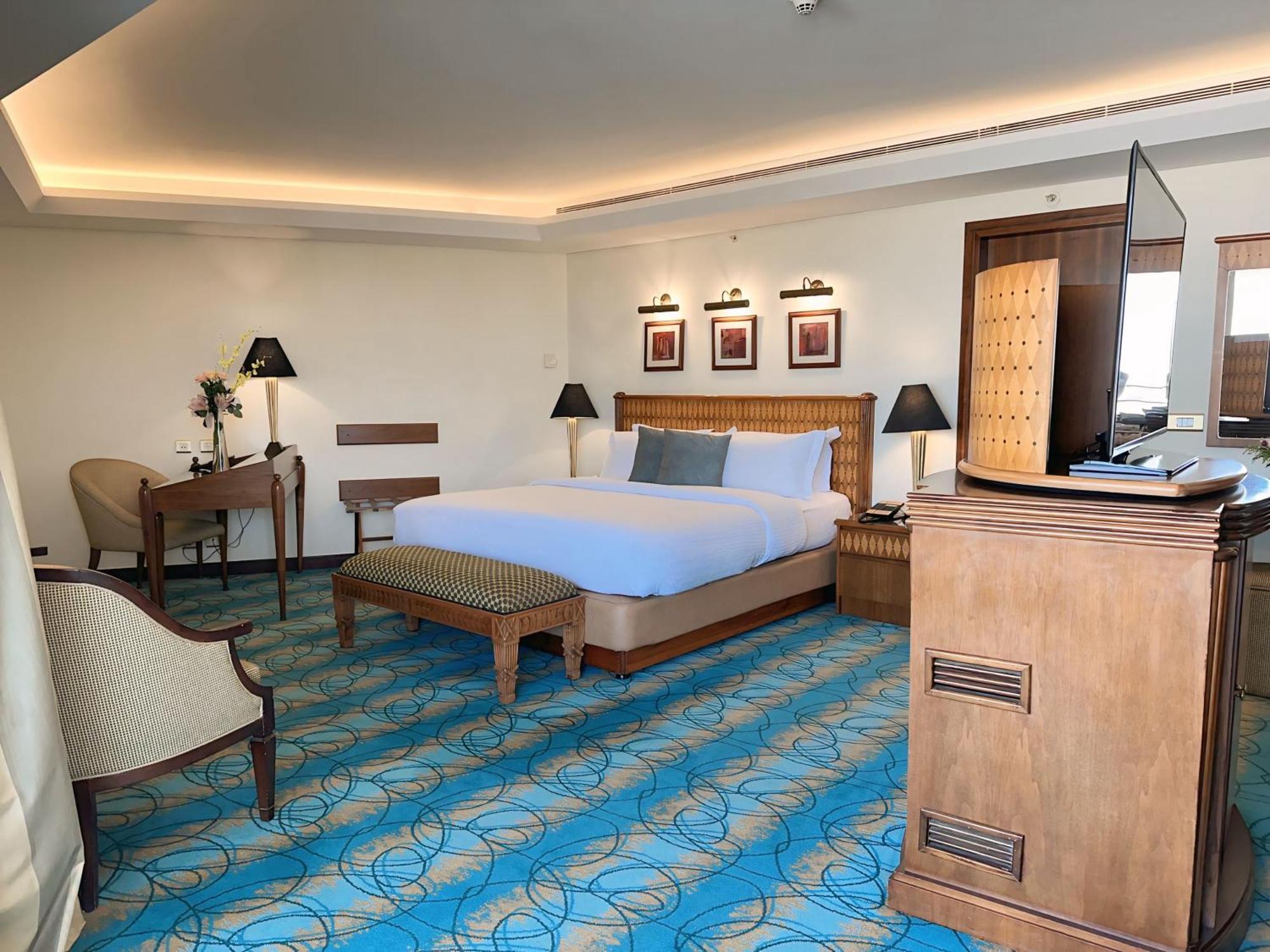 Business Suite,1695319921:JPEG