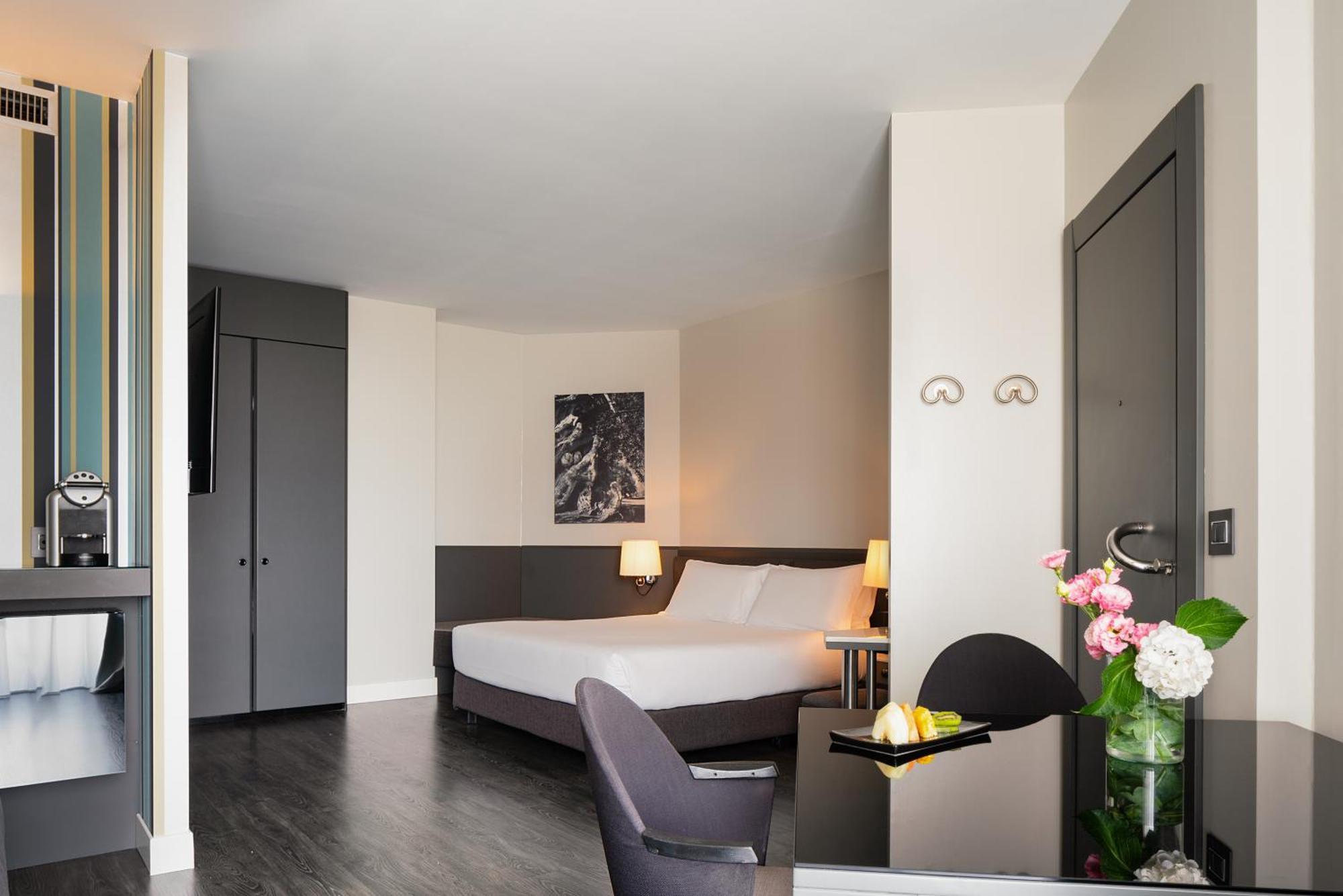 Superior Business,1695739406:JPEG