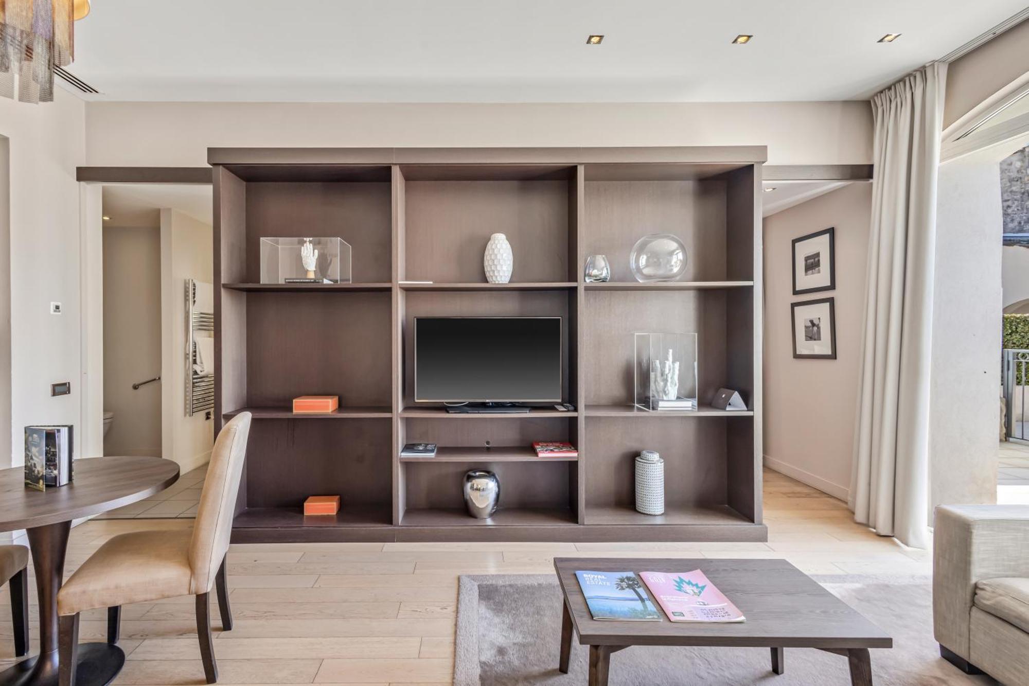 Superior Deluxe Room