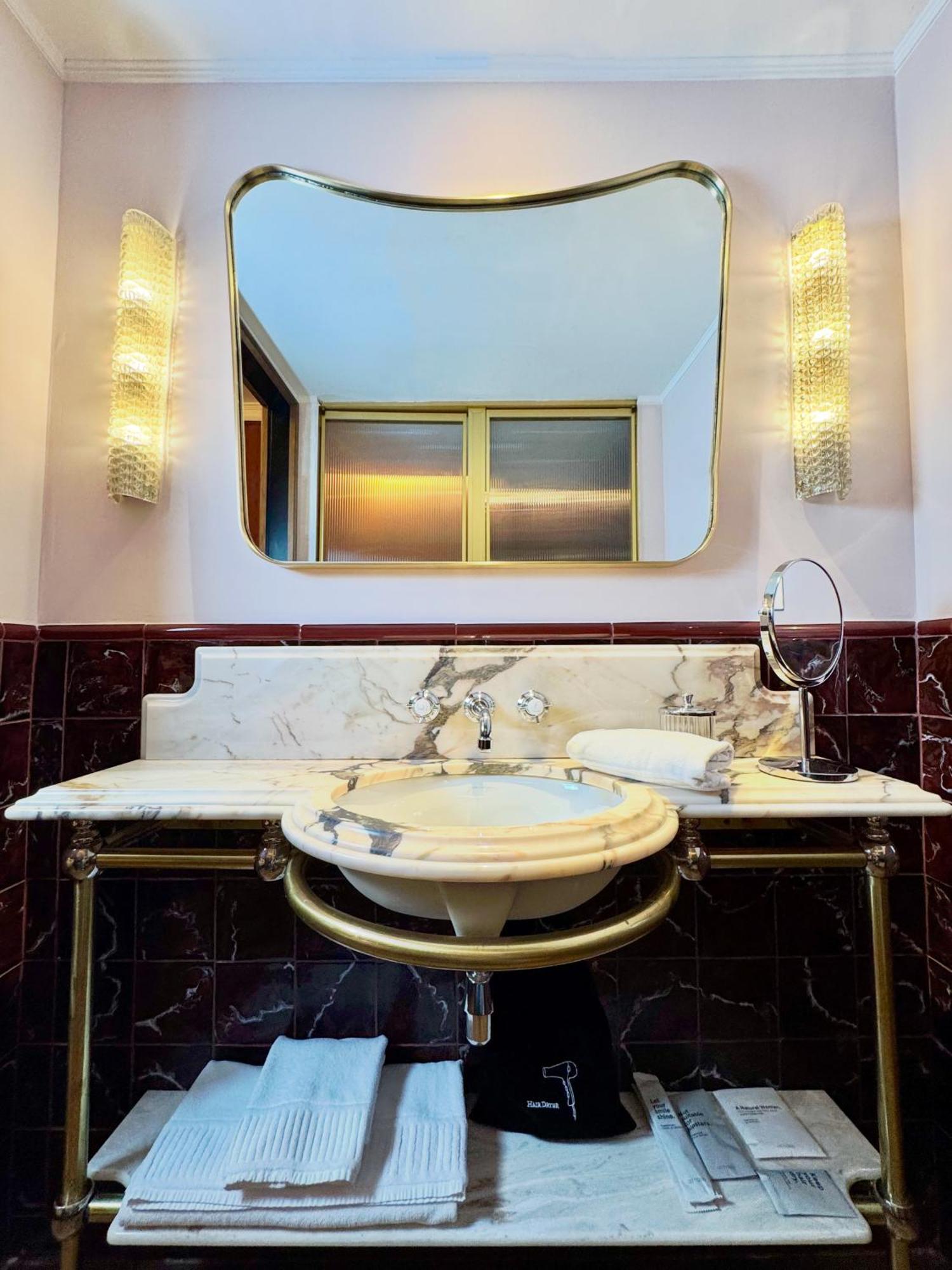 Deluxe Room with Terrace,1698870821:JPEG