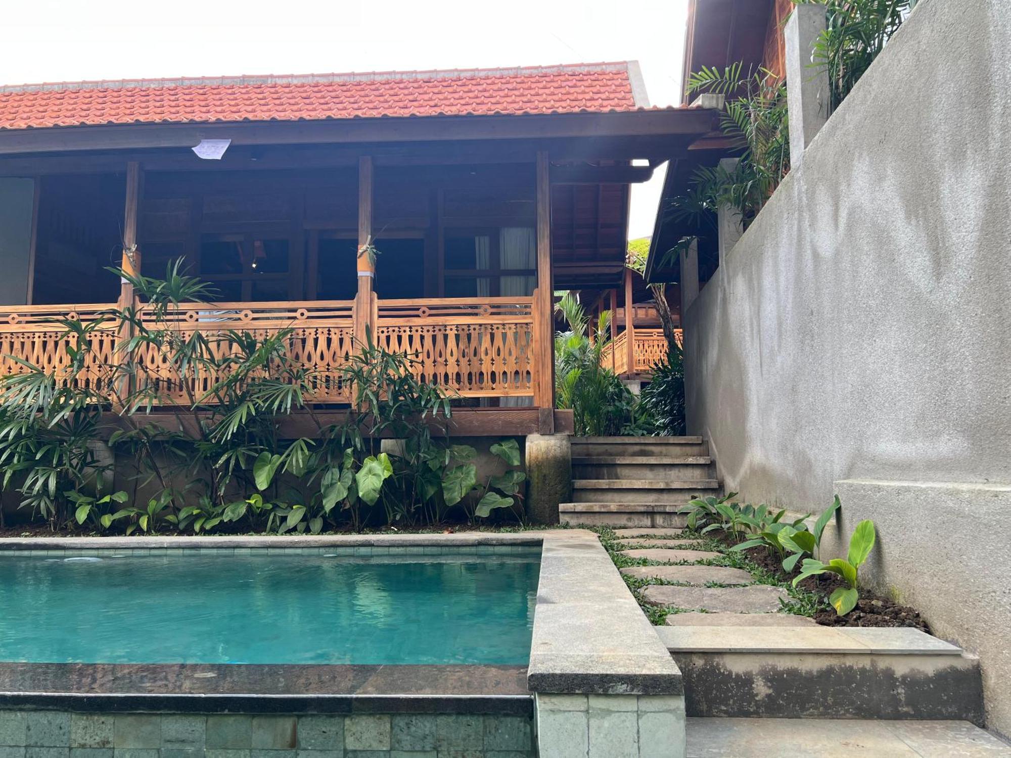 Wooden One-Bedroom Villa Private Pool