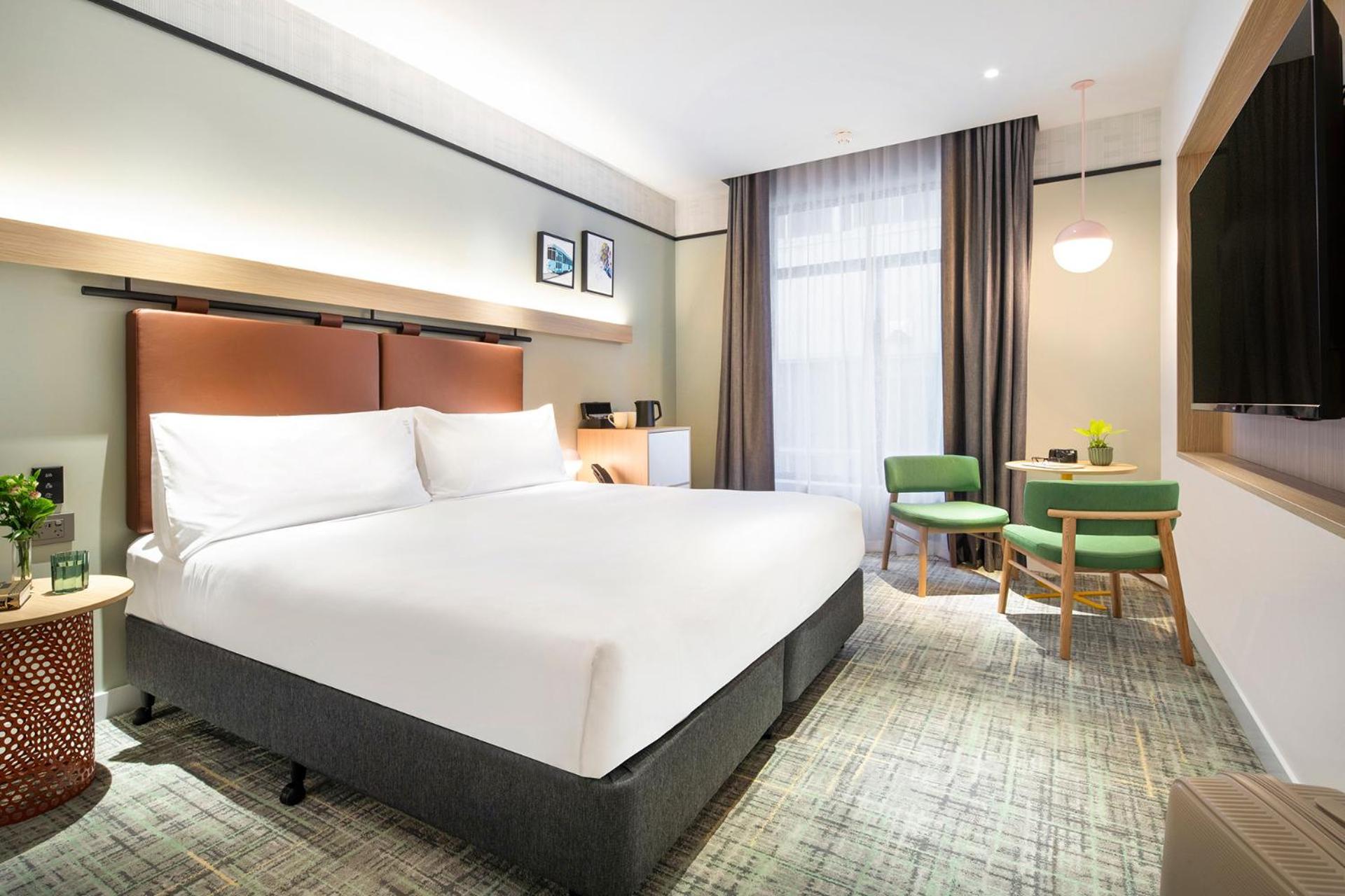 Standard King Room