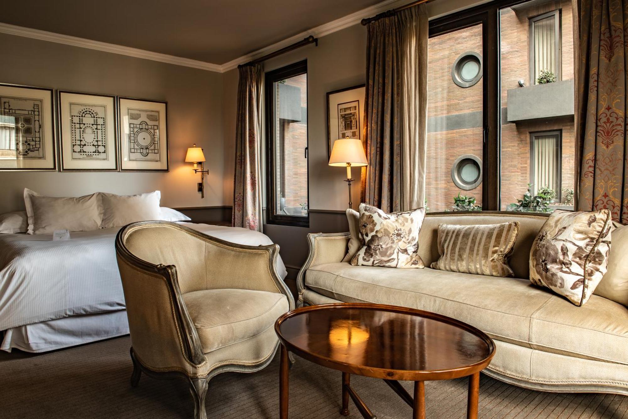 Standard Double Suite