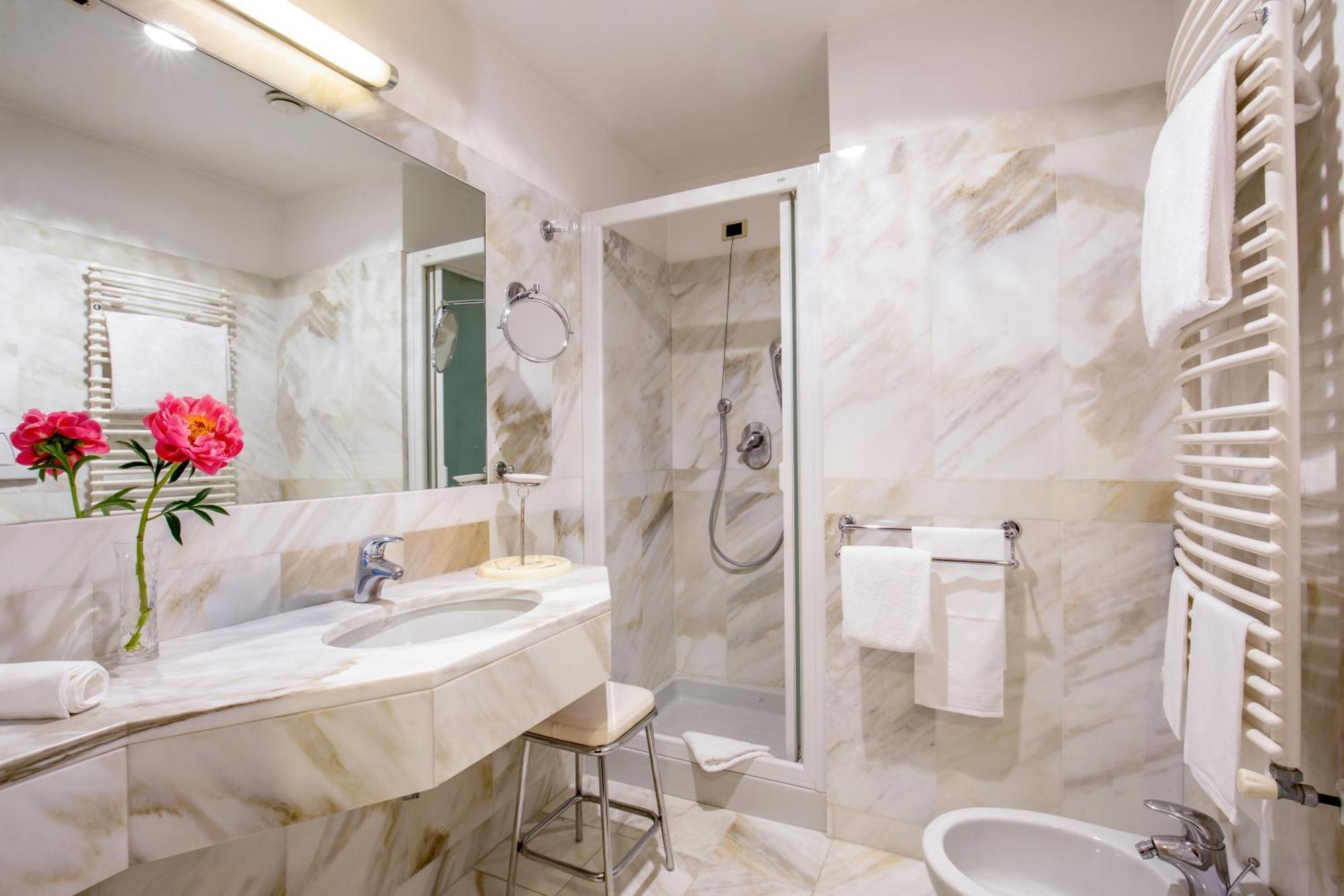 Classic Single Room
