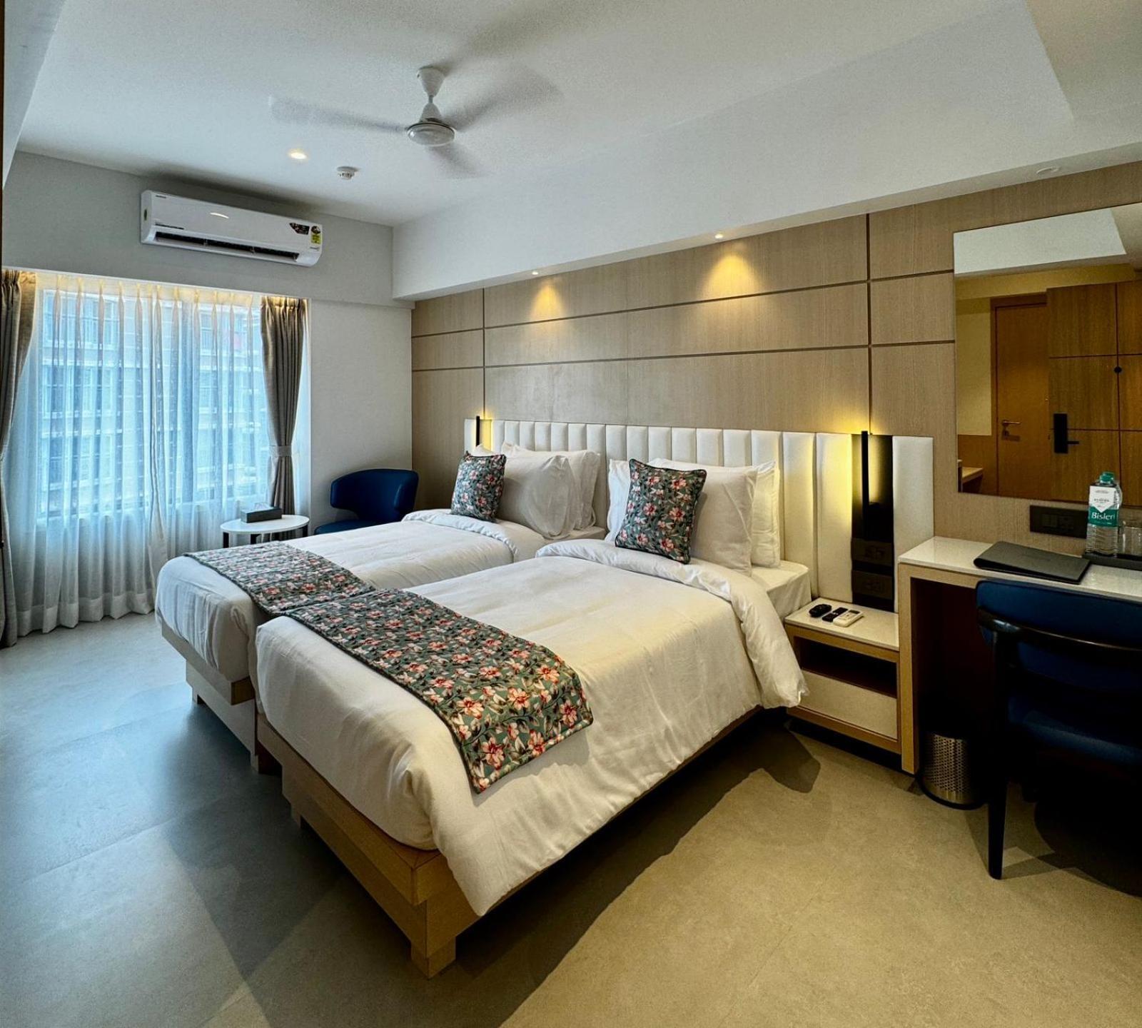 Deluxe Double or Twin Room