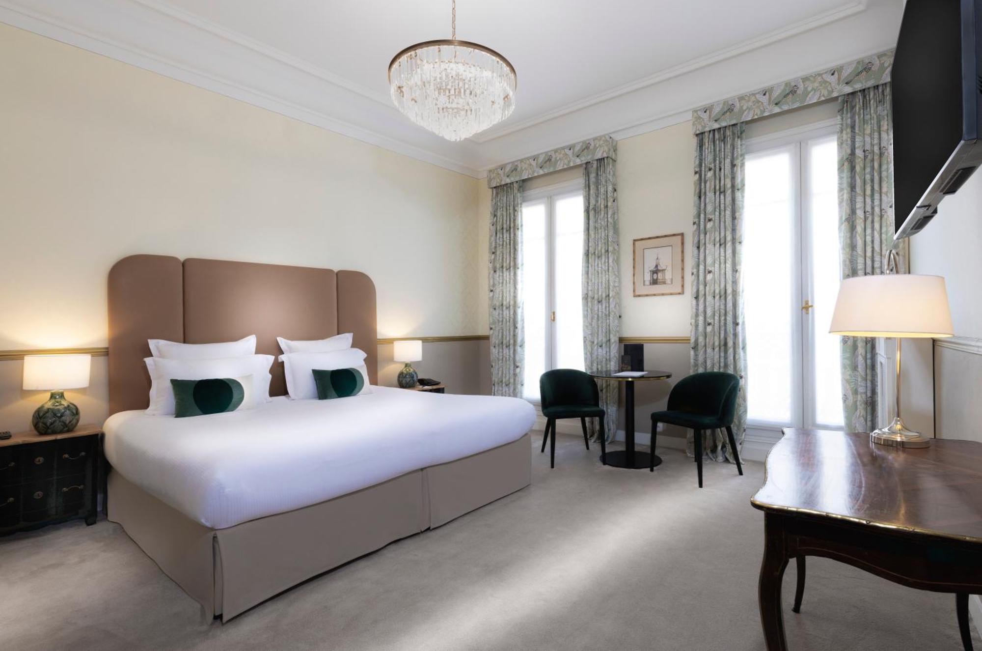 Junior Suite,1707979276:JPEG