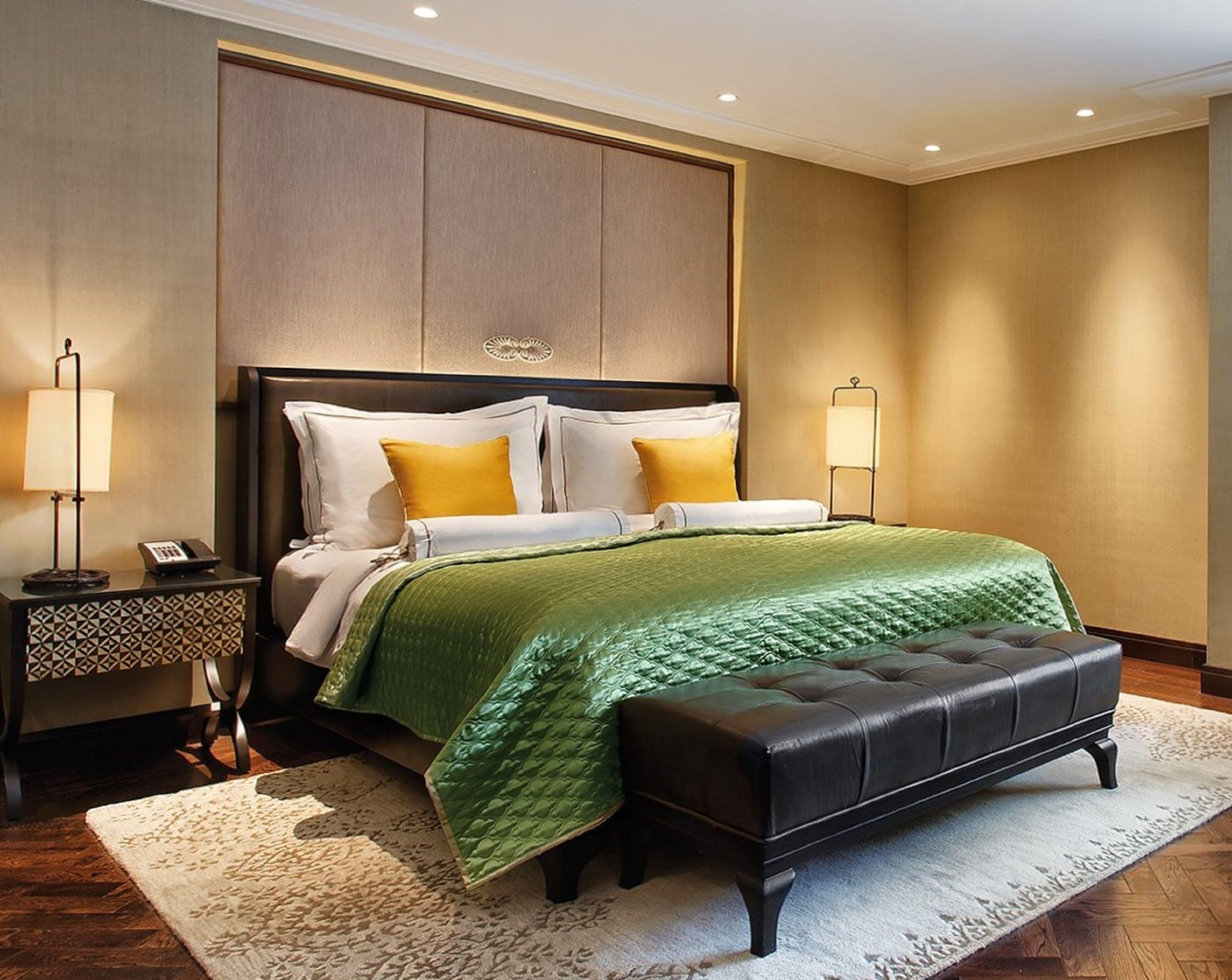 Luxury King Bed Room