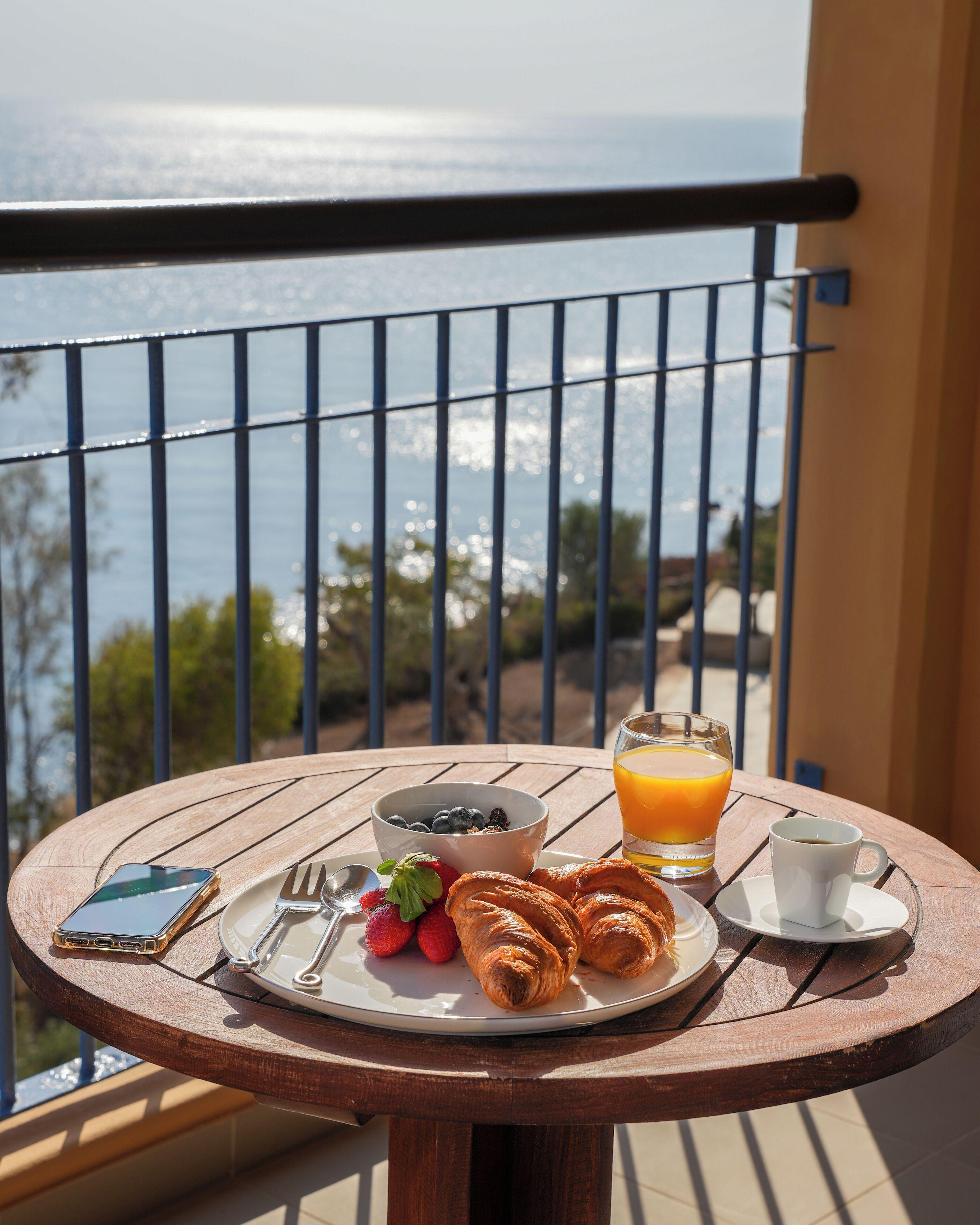 Standard Double or Twin Room Sea View